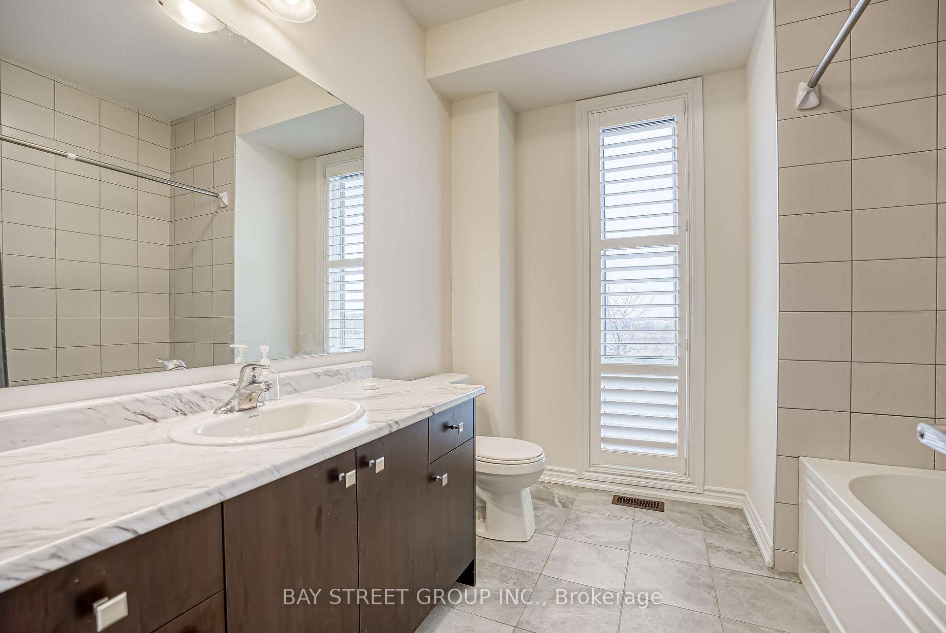 Photo 18 of 1 Breyworth Road, Markham, Victoria Square — HOMEH