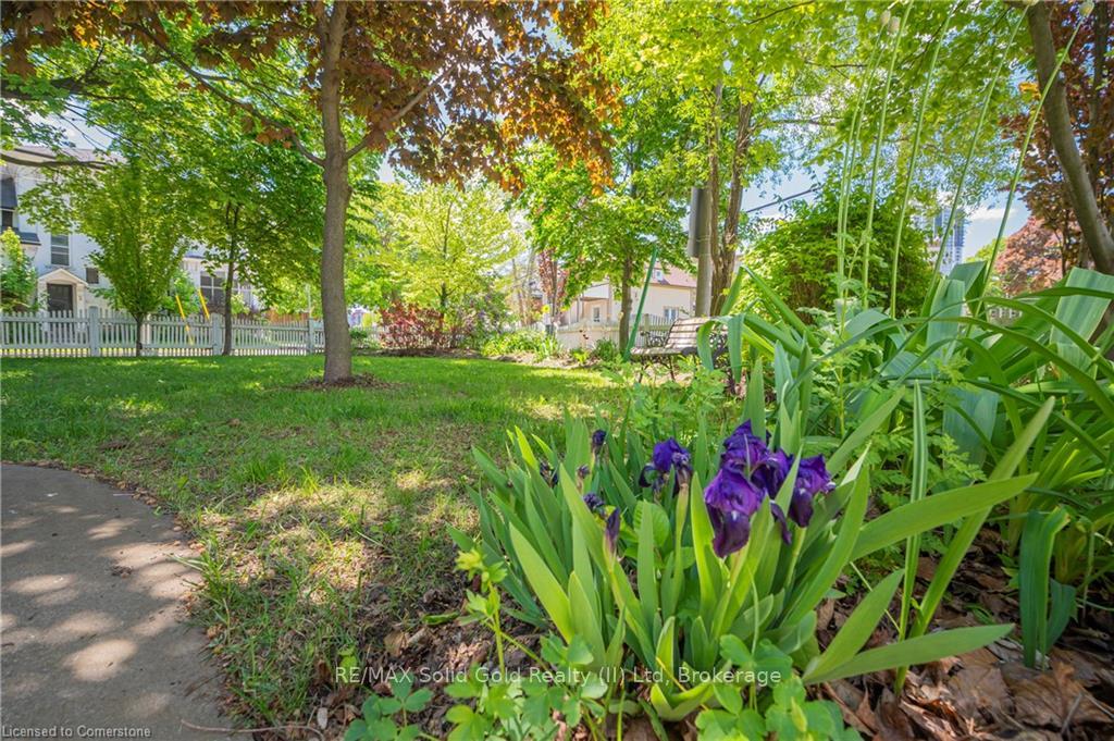 Photo 9 of 140 Lancaster Street E, Kitchener — HOMEH
