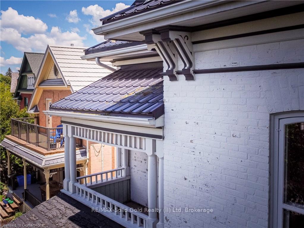 Photo 15 of 140 Lancaster Street E, Kitchener — HOMEH