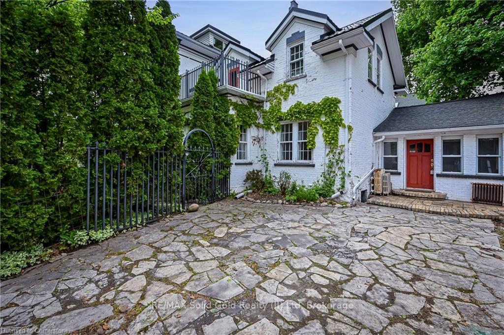 Photo 16 of 140 Lancaster Street E, Kitchener — HOMEH
