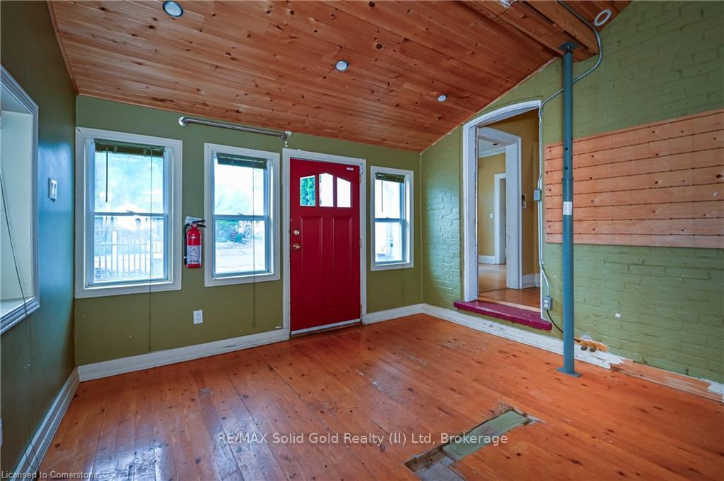 Photo 26 of 140 Lancaster Street E, Kitchener — HOMEH