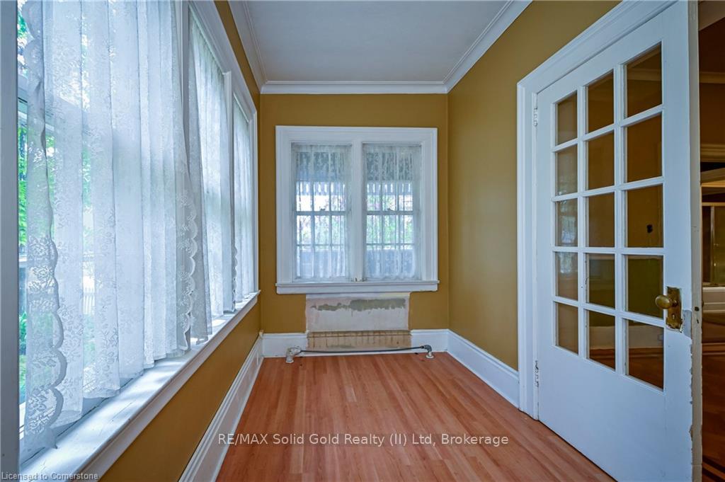 Photo 37 of 140 Lancaster Street E, Kitchener — HOMEH