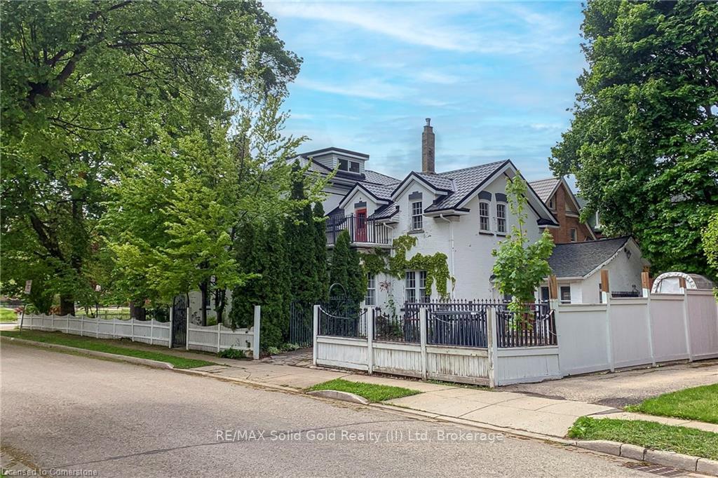 Photo 43 of 140 Lancaster Street E, Kitchener — HOMEH