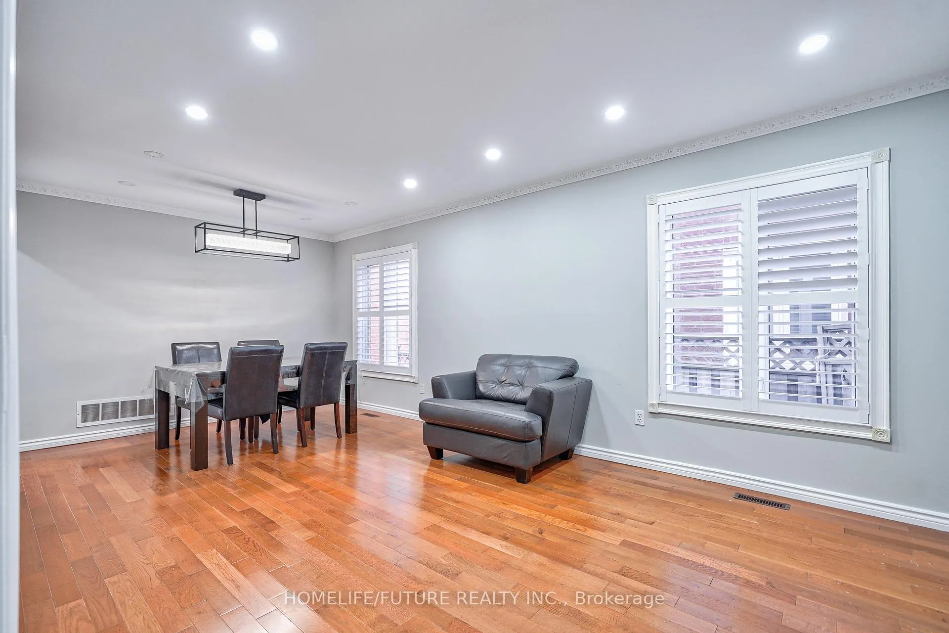 Photo 8 of Unit Main, 74 Kruger Road, Markham, Middlefield — HOMEH