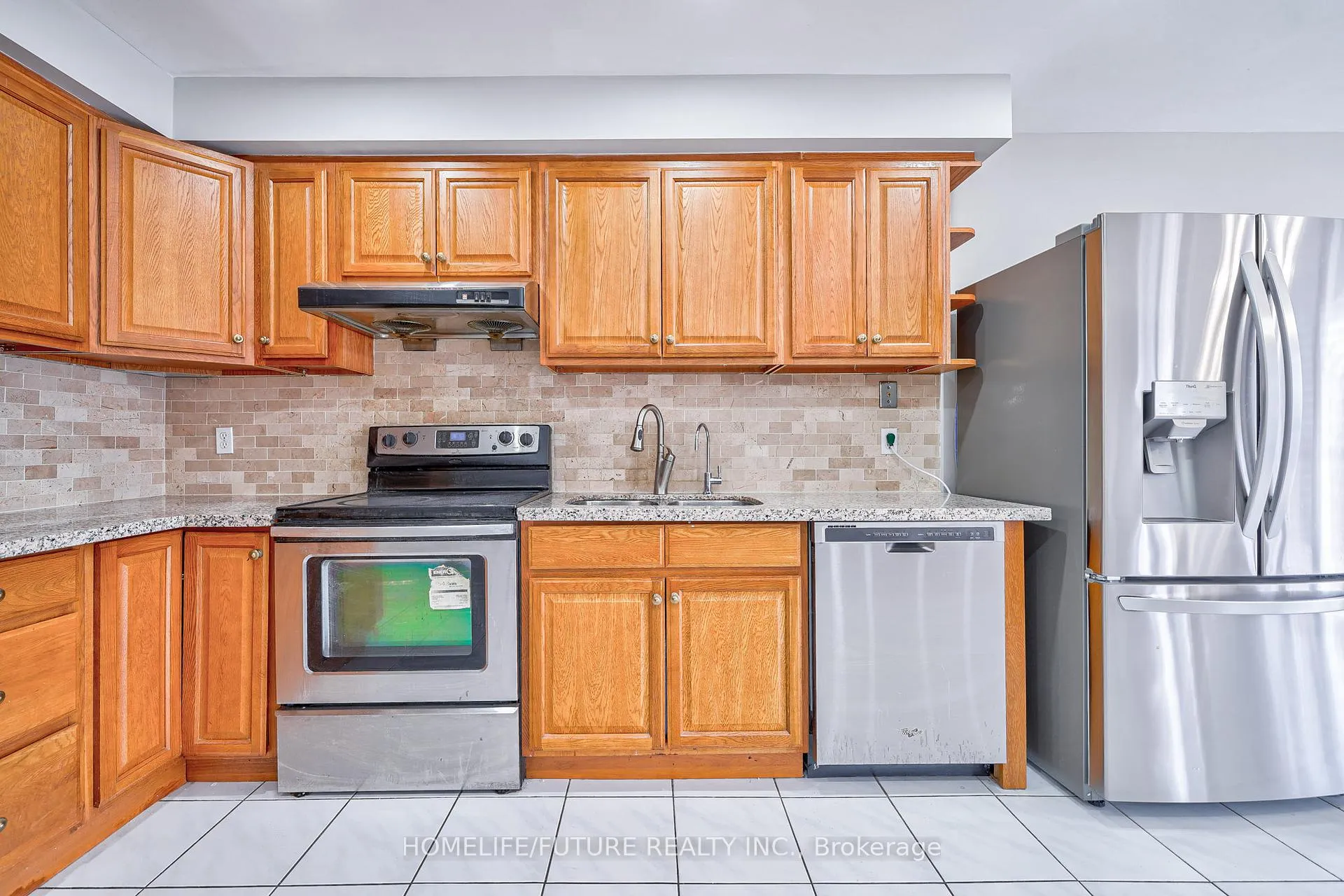 Photo 14 of Unit Main, 74 Kruger Road, Markham, Middlefield — HOMEH