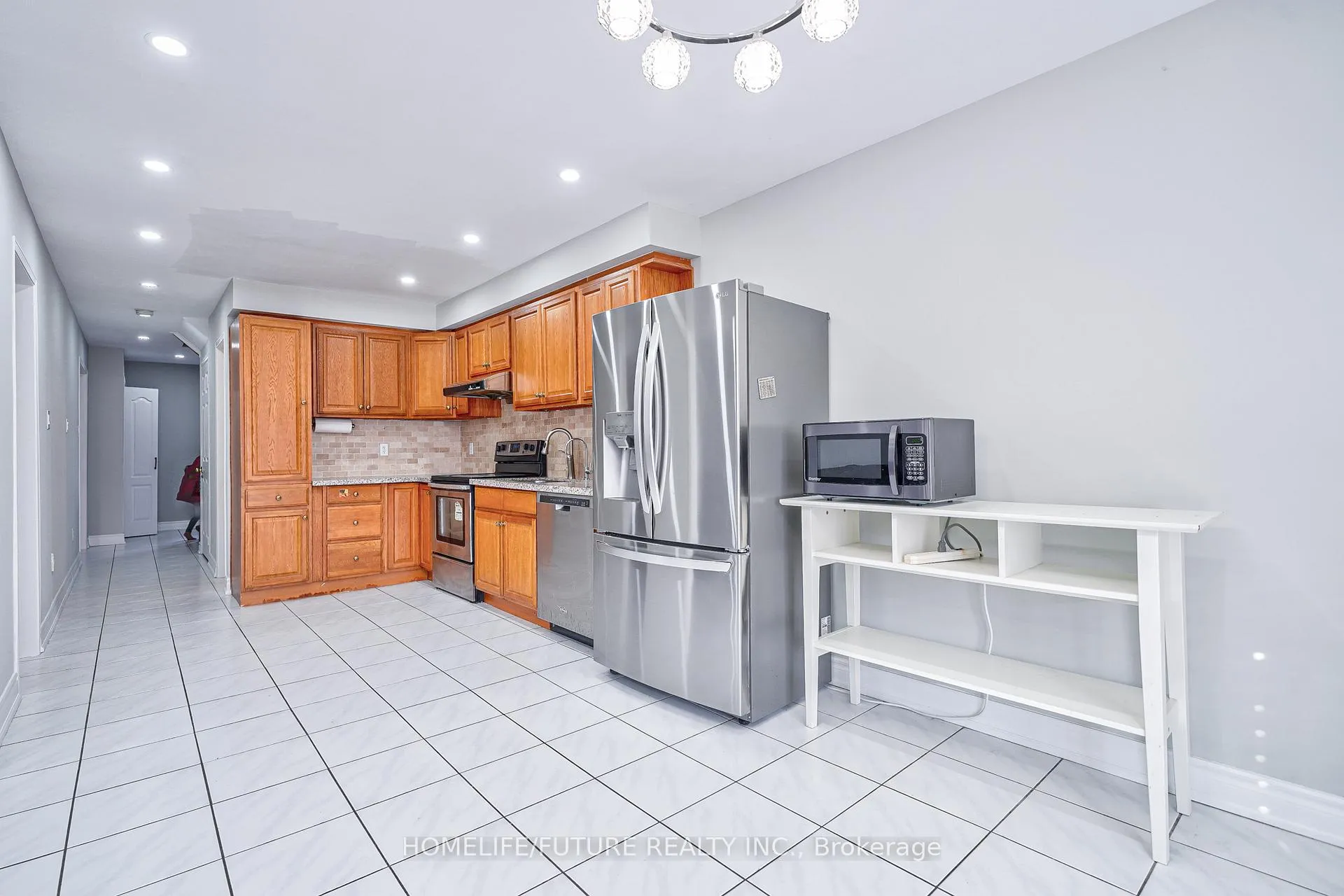 Photo 18 of Unit Main, 74 Kruger Road, Markham, Middlefield — HOMEH