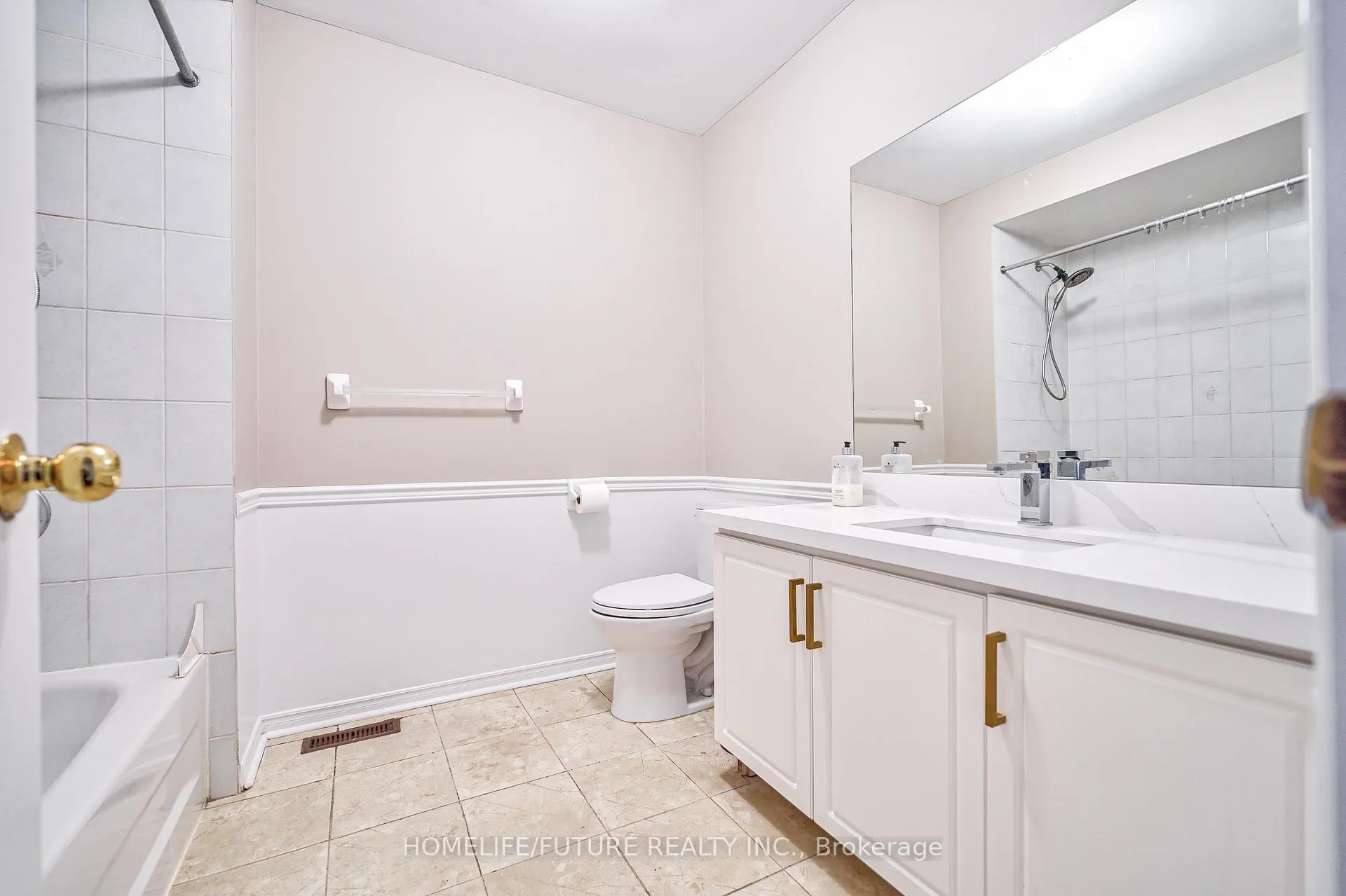 Photo 32 of Unit Main, 74 Kruger Road, Markham, Middlefield — HOMEH