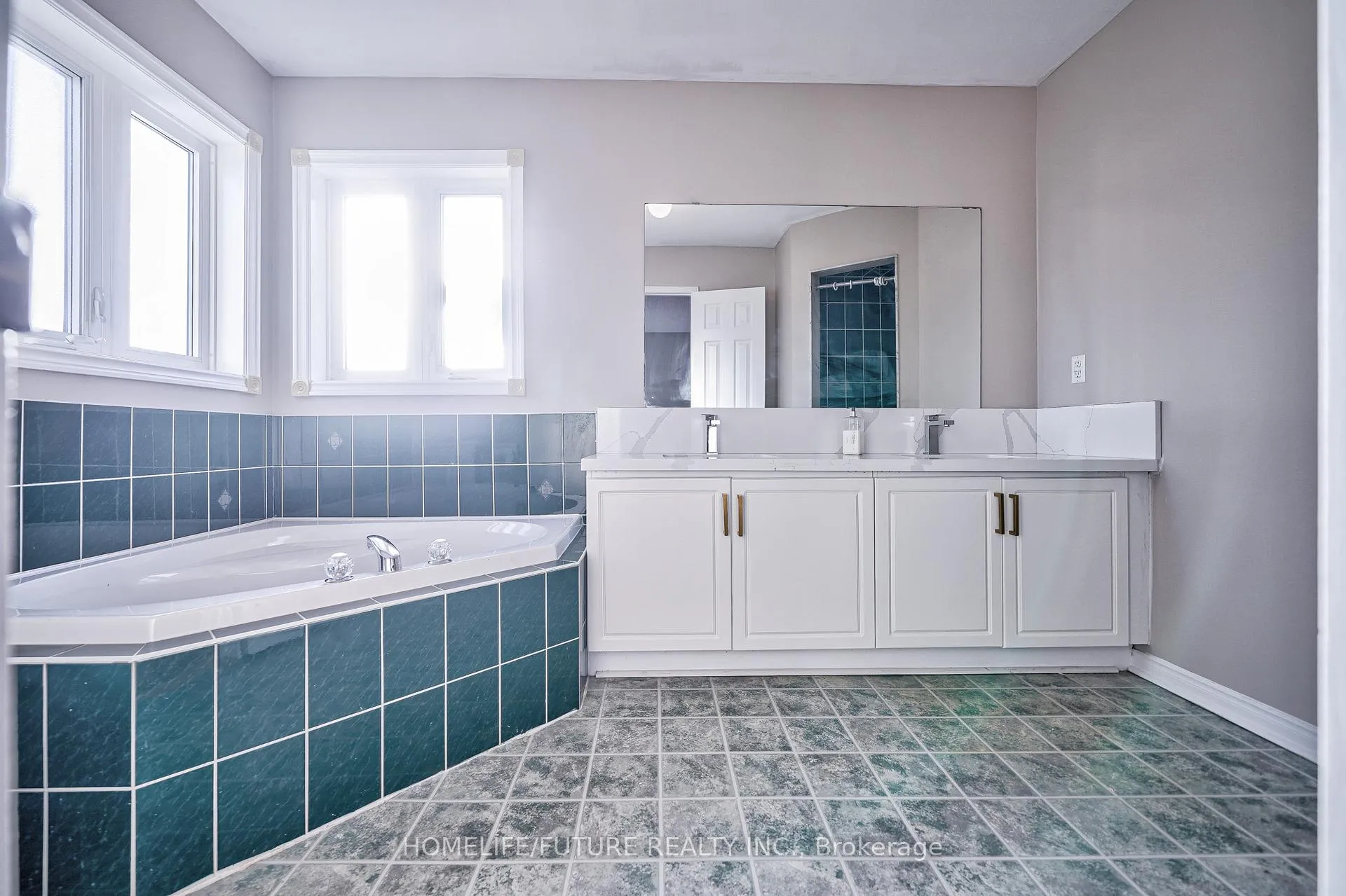 Photo 37 of Unit Main, 74 Kruger Road, Markham, Middlefield — HOMEH