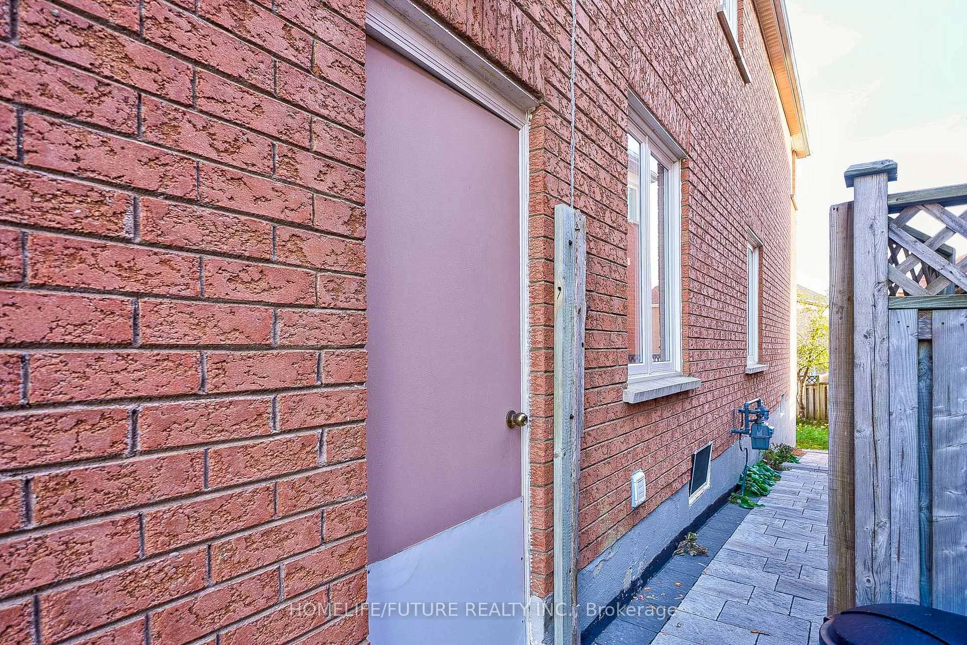 Photo 39 of Unit Main, 74 Kruger Road, Markham, Middlefield — HOMEH