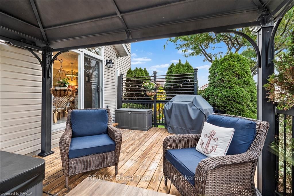 Photo 38 of 124 Nathan Court, Loyalist, Amherstview — HOMEH