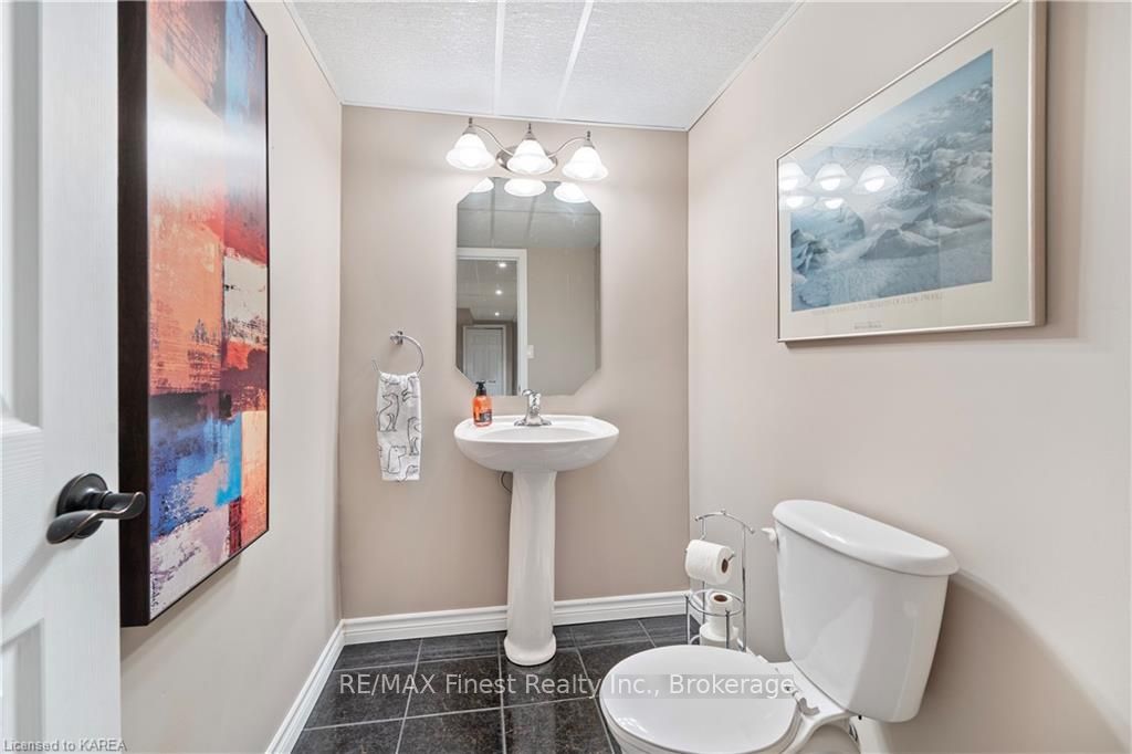 Photo 35 of 124 Nathan Court, Loyalist, Amherstview — HOMEH