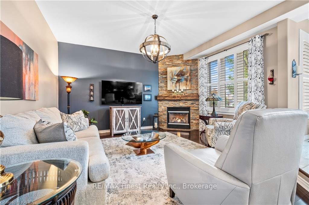 Photo 9 of 124 Nathan Court, Loyalist, Amherstview — HOMEH
