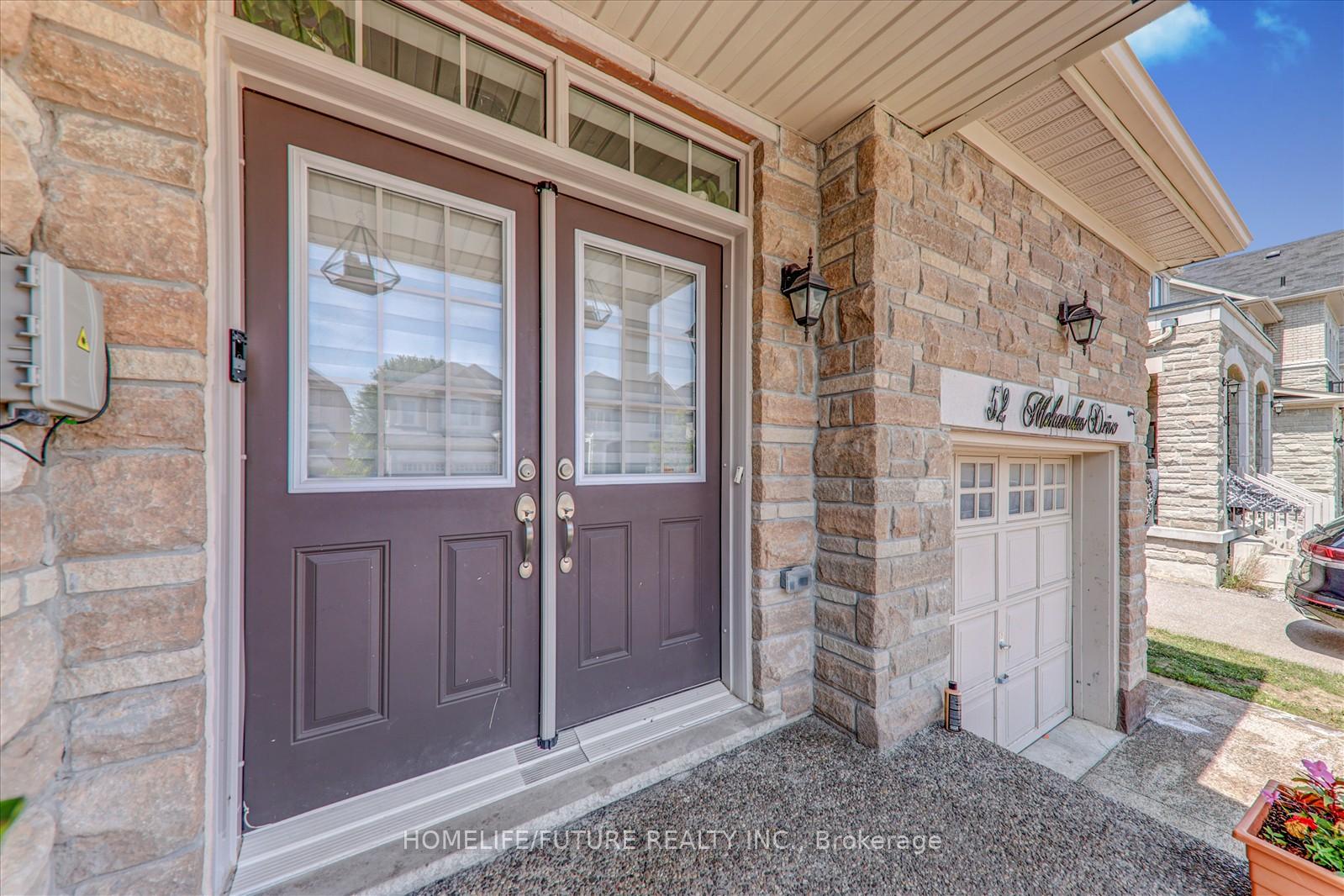 Photo 5 of 52 Mohandas Drive, Markham, Cedarwood — HOMEH