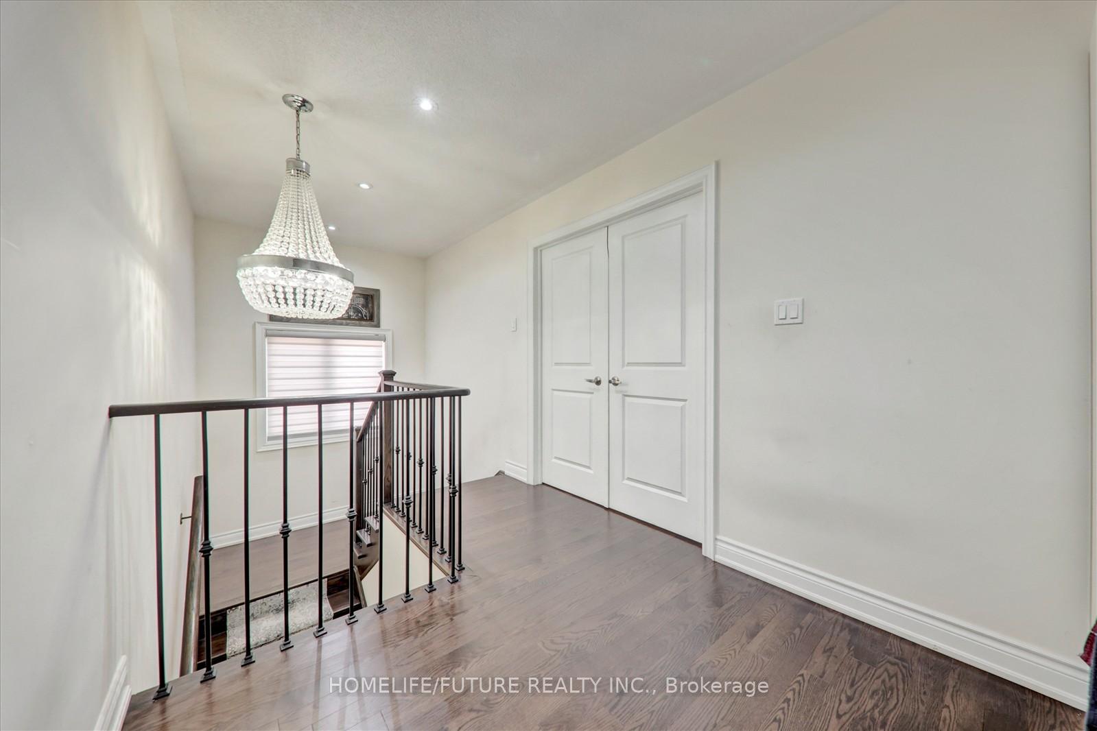 Photo 18 of 52 Mohandas Drive, Markham, Cedarwood — HOMEH
