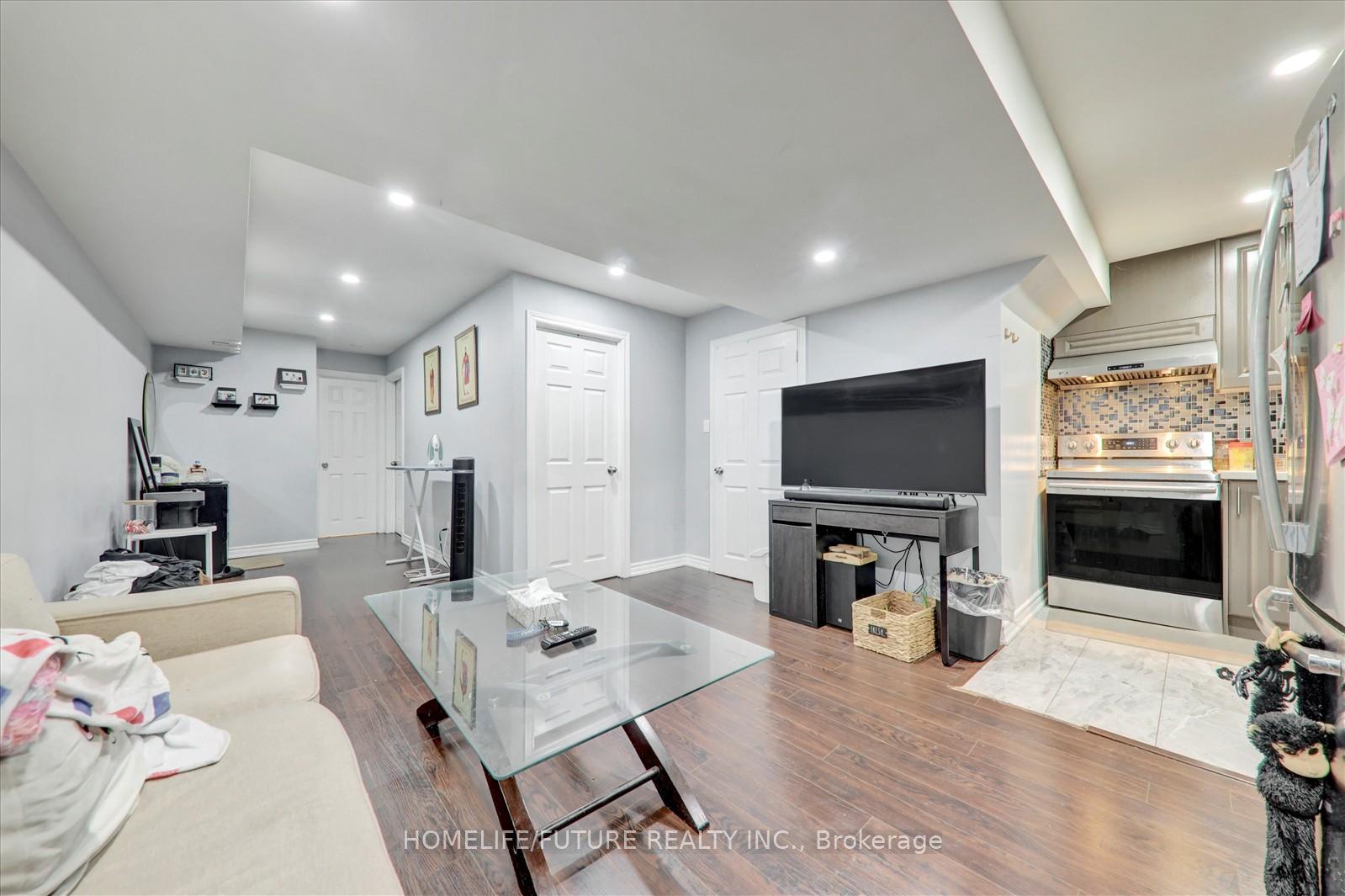 Photo 32 of 52 Mohandas Drive, Markham, Cedarwood — HOMEH