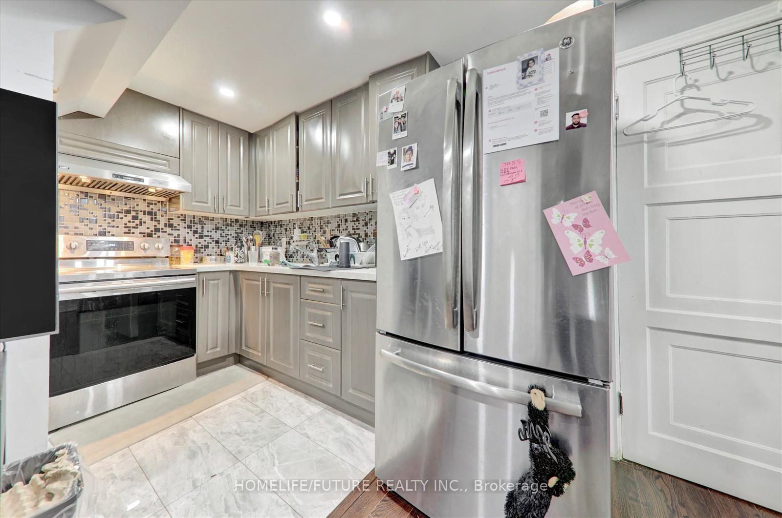 Photo 33 of 52 Mohandas Drive, Markham, Cedarwood — HOMEH