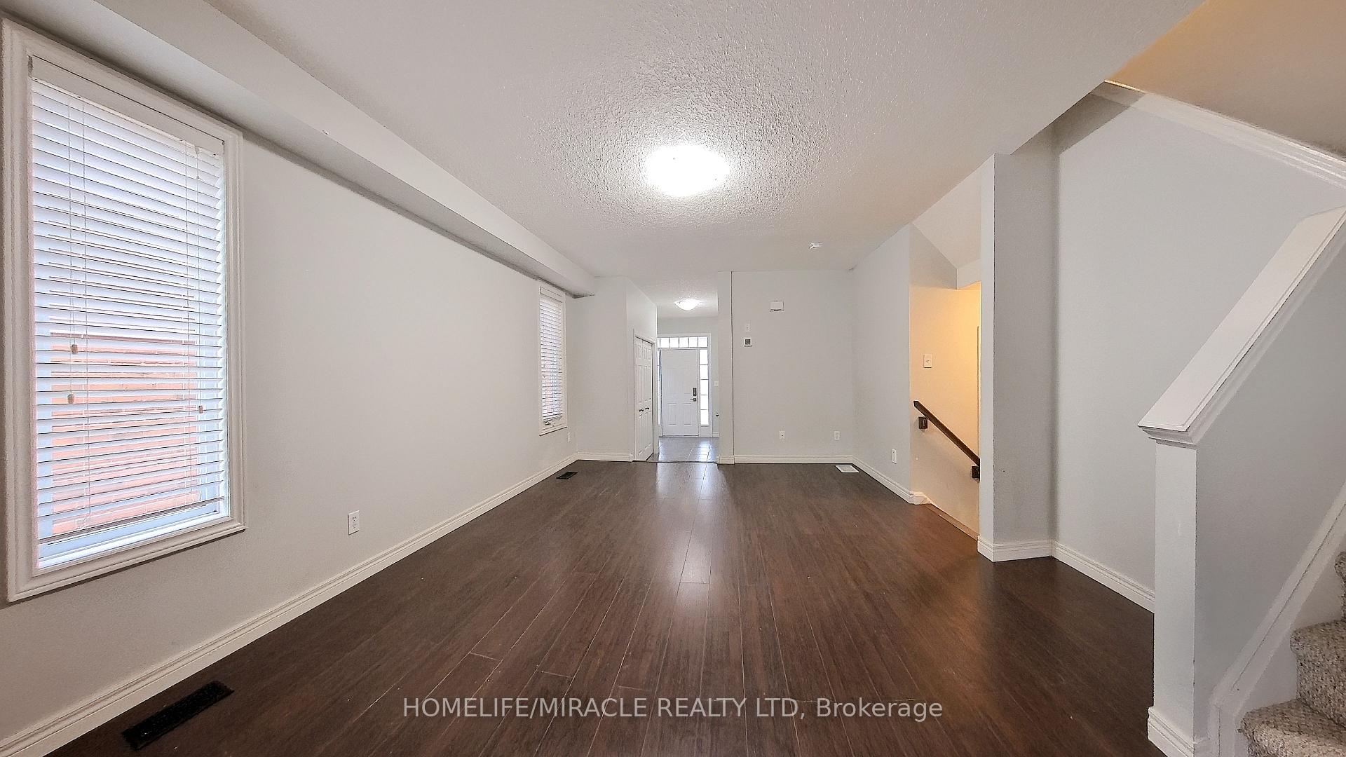 Photo 7 of 10 Tudor Street, Kitchener — HOMEH