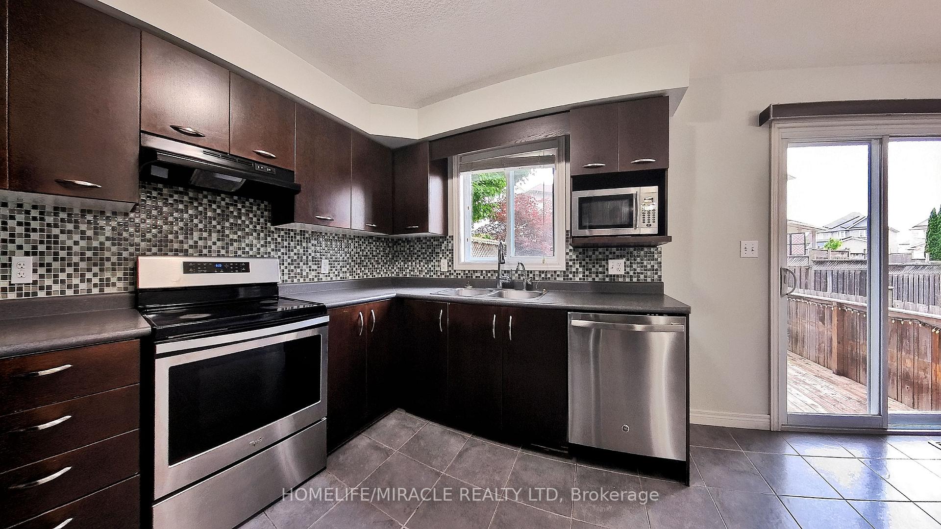 Photo 9 of 10 Tudor Street, Kitchener — HOMEH
