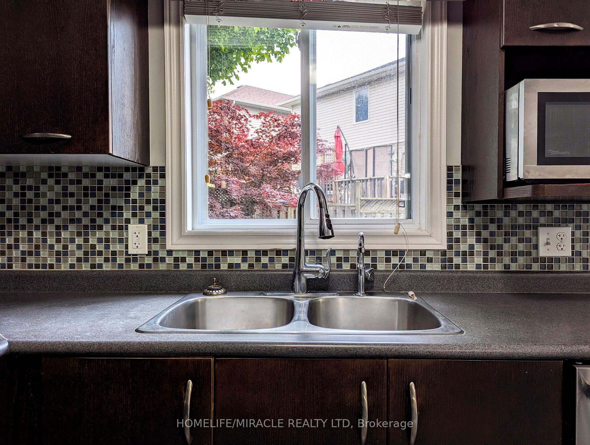 Photo 26 of 10 Tudor Street, Kitchener — HOMEH