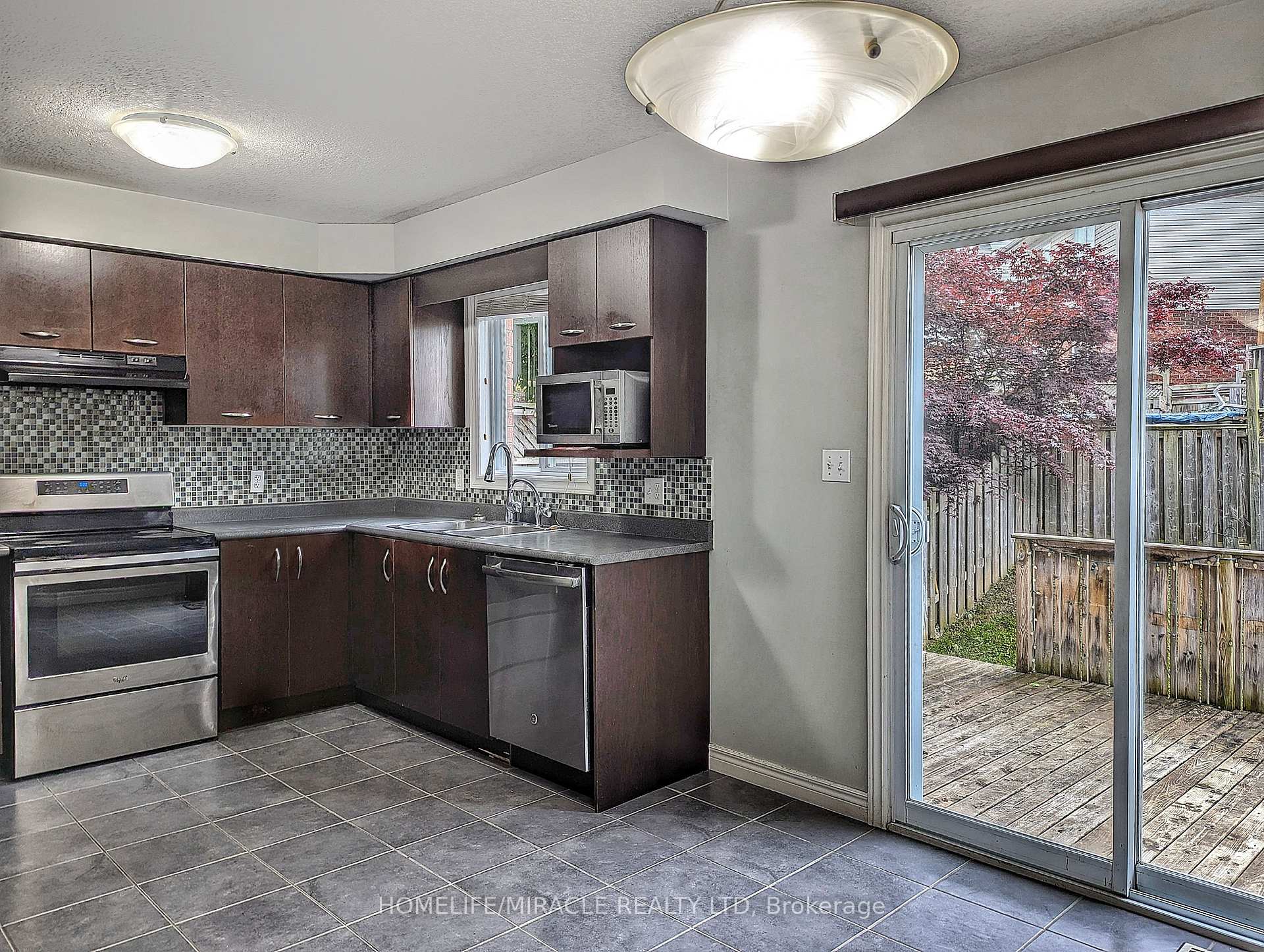 Photo 28 of 10 Tudor Street, Kitchener — HOMEH