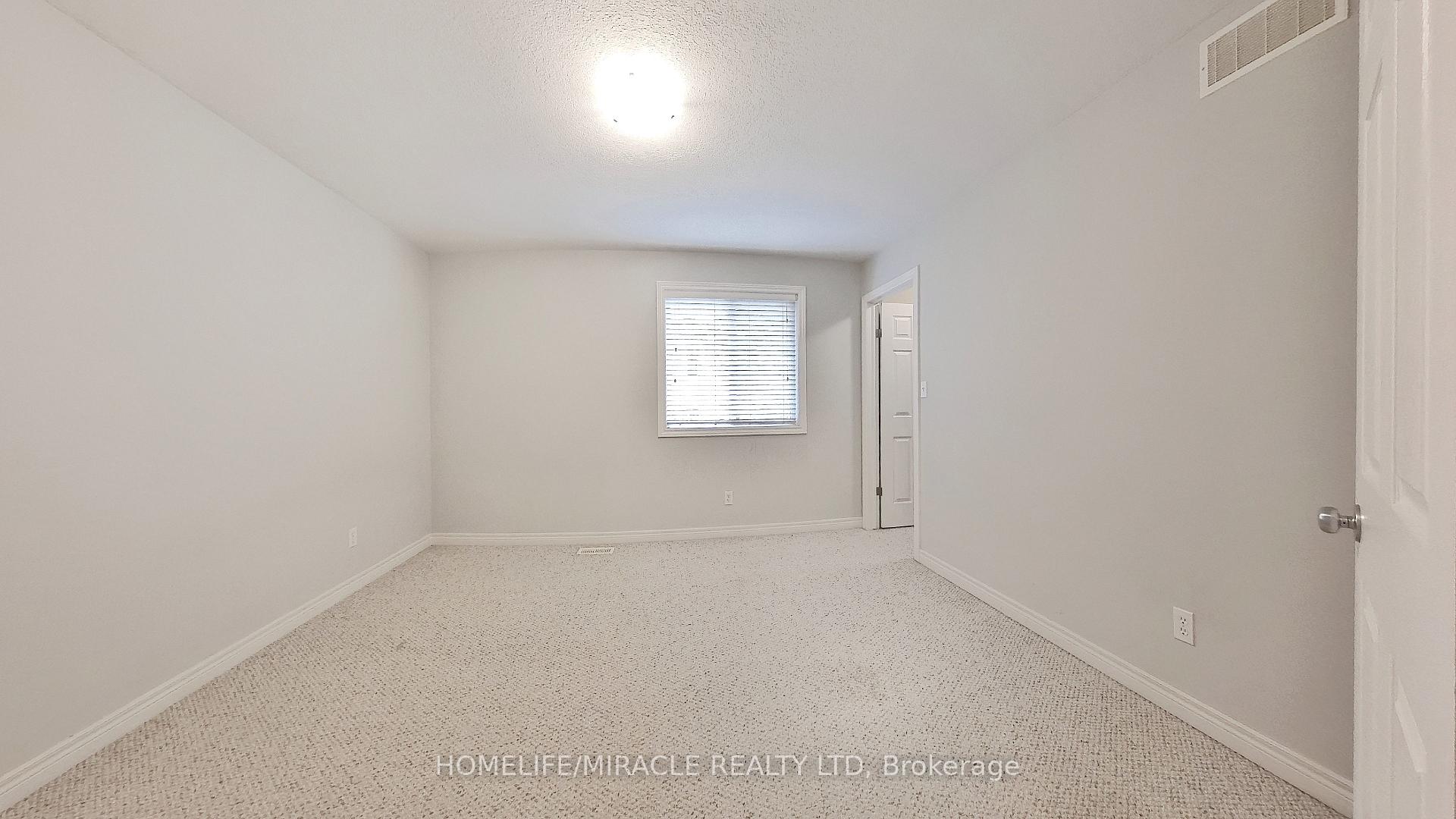 Photo 36 of 10 Tudor Street, Kitchener — HOMEH