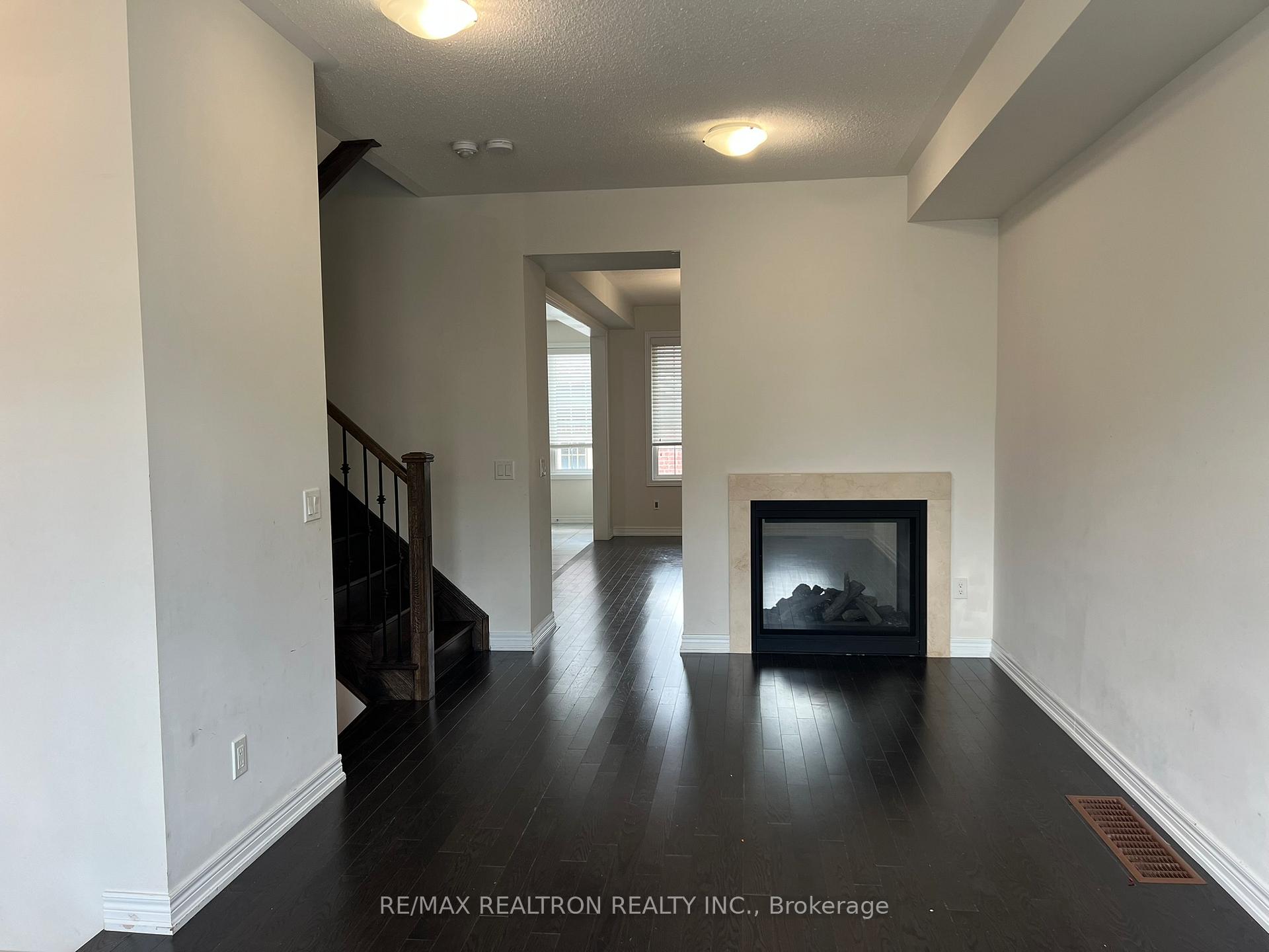 Photo 2 of Unit Upper, 194 Northvale Road, Markham, Cornell — HOMEH