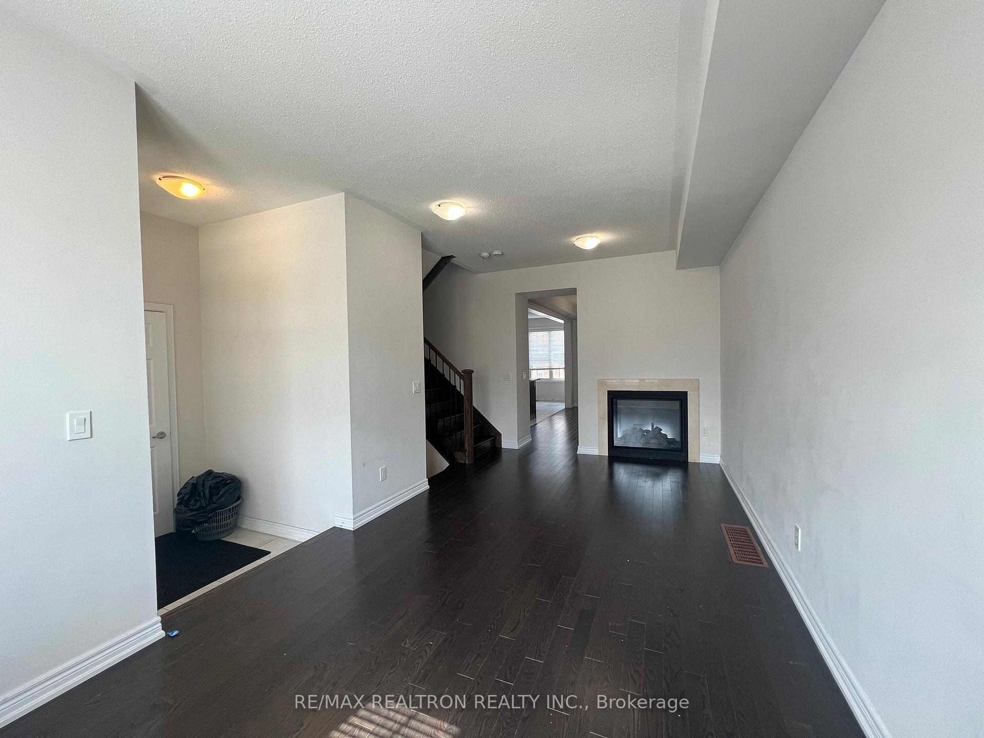 Photo 3 of Unit Upper, 194 Northvale Road, Markham, Cornell — HOMEH