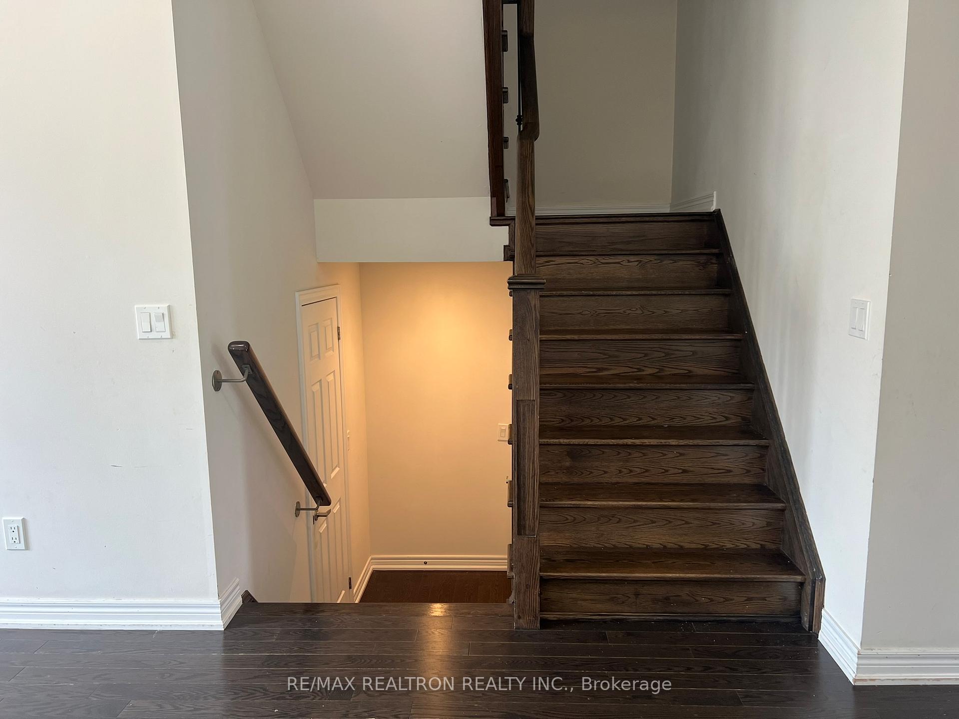 Photo 5 of Unit Upper, 194 Northvale Road, Markham, Cornell — HOMEH