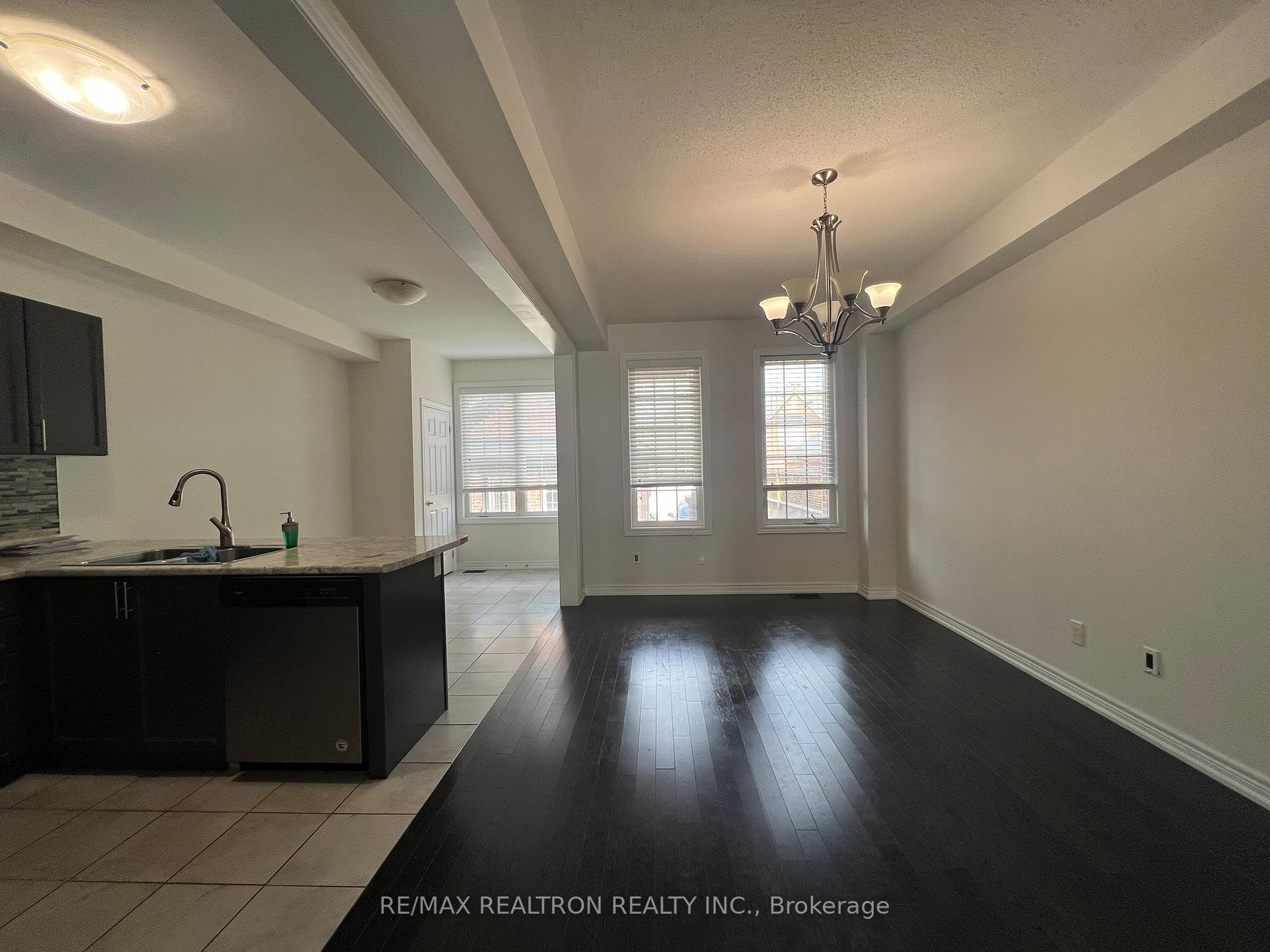Photo 10 of Unit Upper, 194 Northvale Road, Markham, Cornell — HOMEH