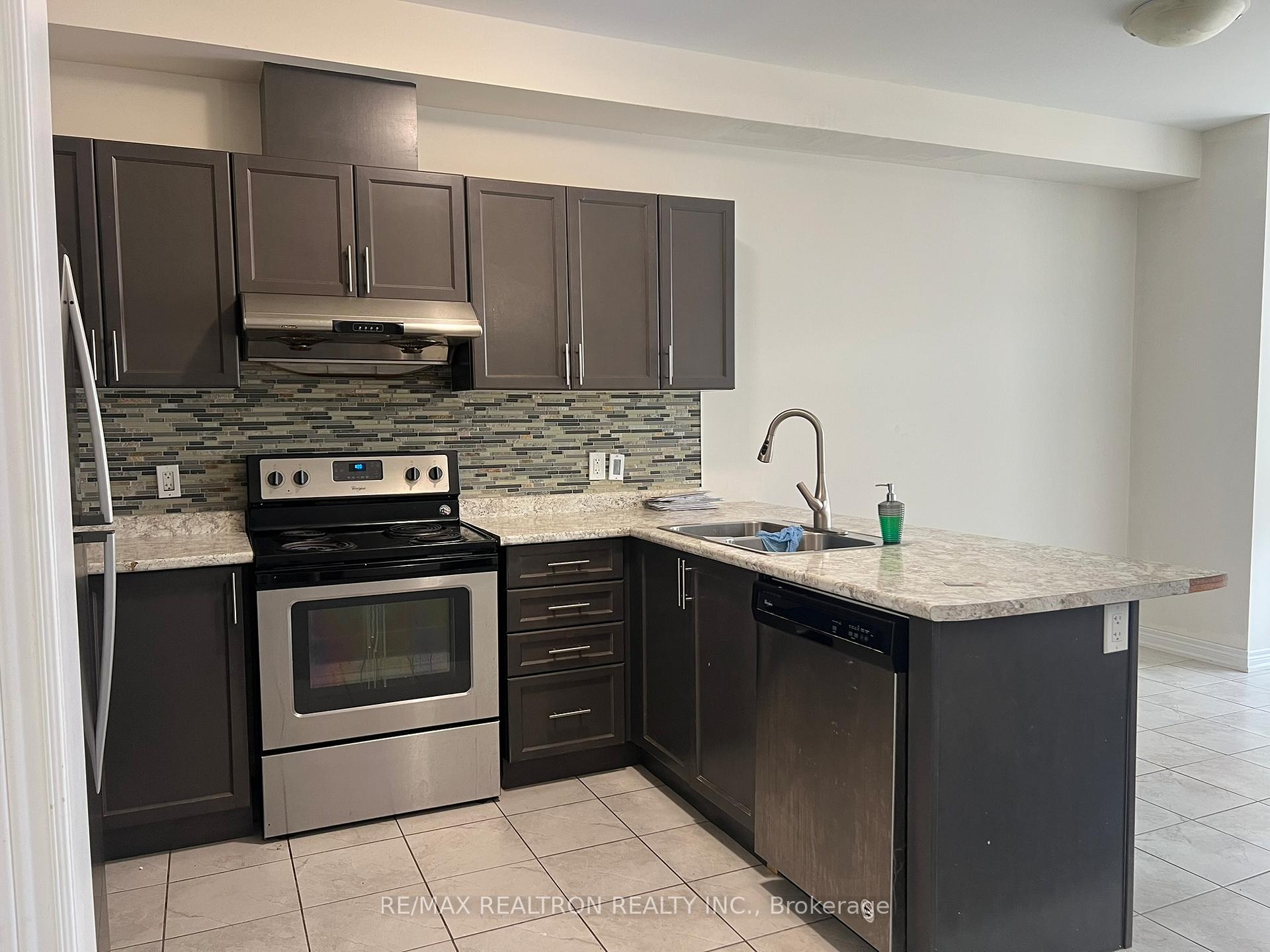 Photo 14 of Unit Upper, 194 Northvale Road, Markham, Cornell — HOMEH