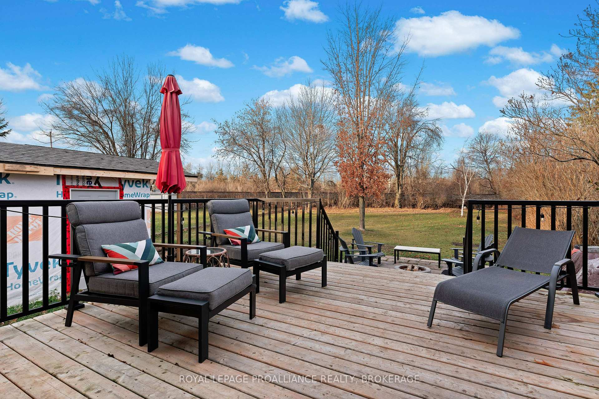 Photo 15 of 52 Morden Crescent, Loyalist, Amherstview — HOMEH