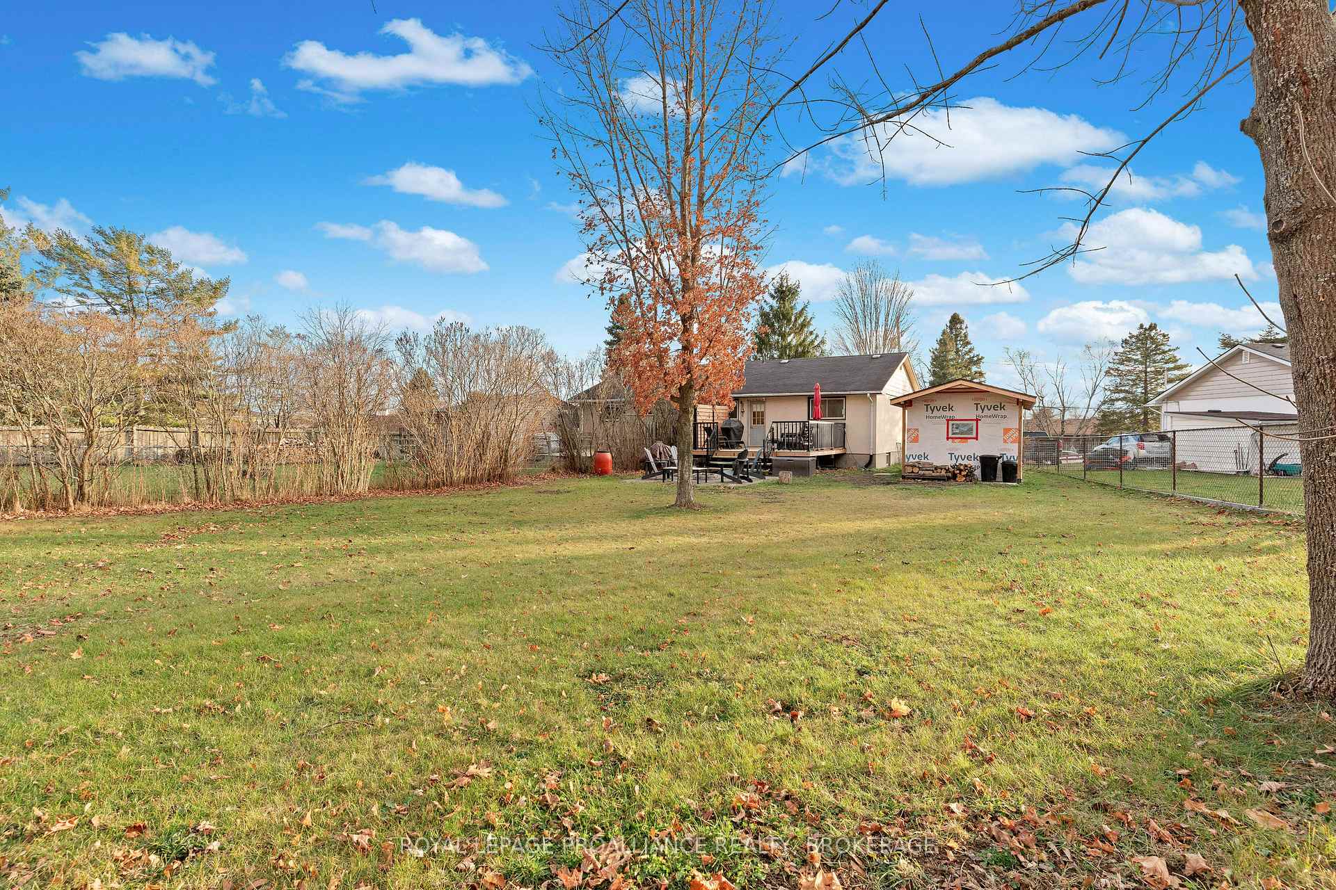 Photo 19 of 52 Morden Crescent, Loyalist, Amherstview — HOMEH