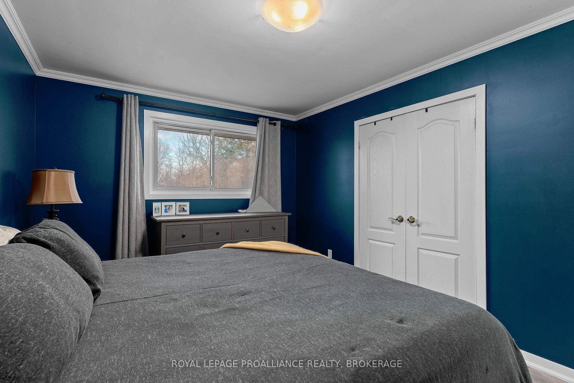 Photo 24 of 52 Morden Crescent, Loyalist, Amherstview — HOMEH