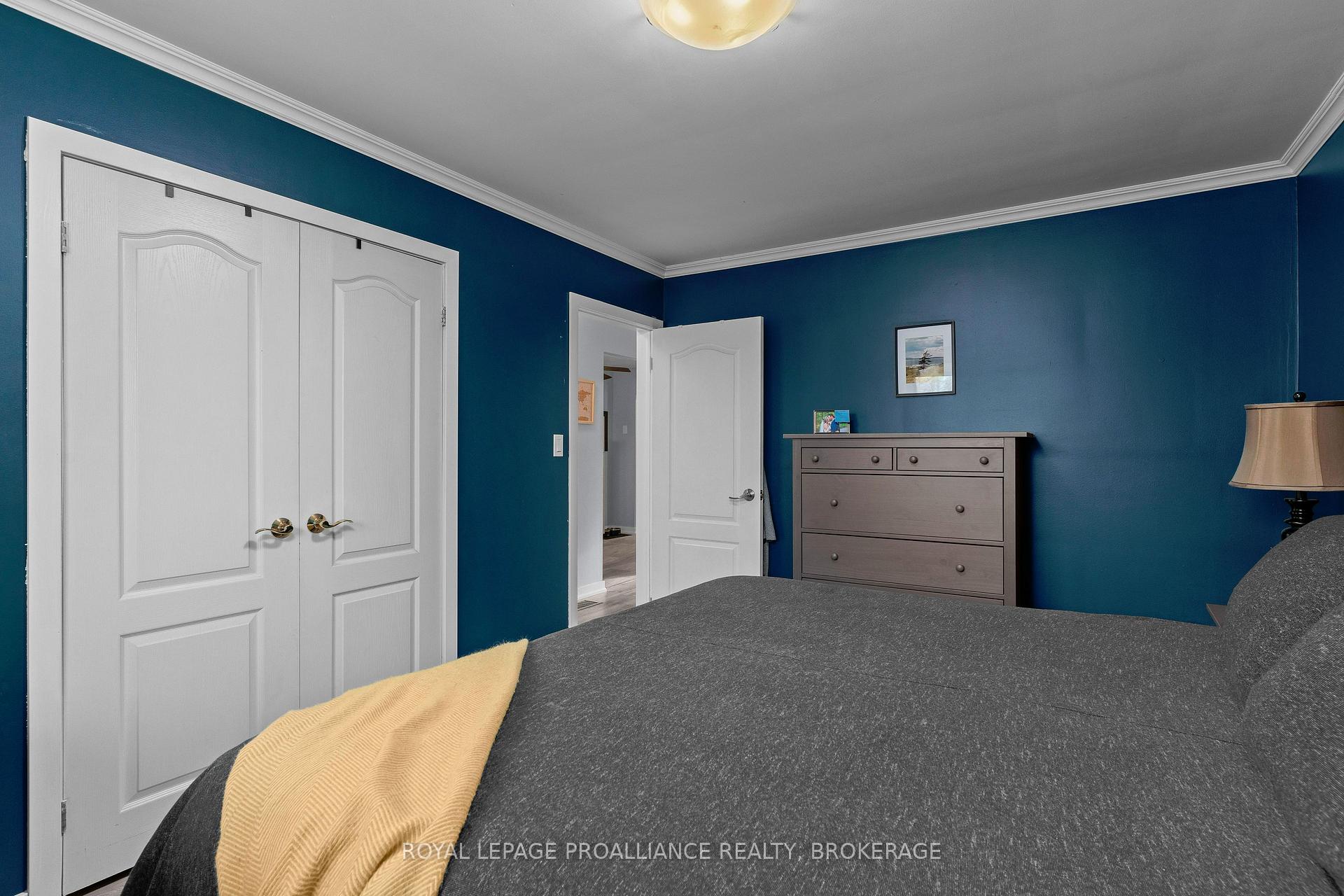 Photo 25 of 52 Morden Crescent, Loyalist, Amherstview — HOMEH