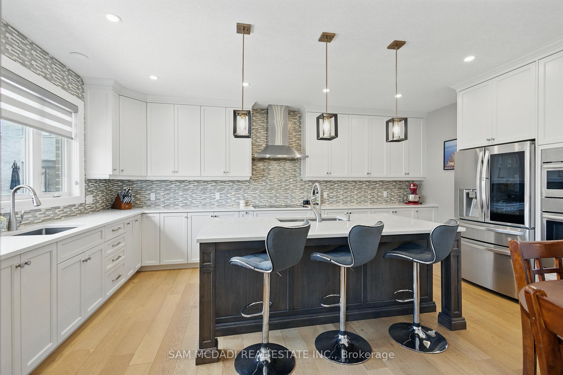 Photo 15 of 920 Pondcliffe Drive, Kitchener — HOMEH