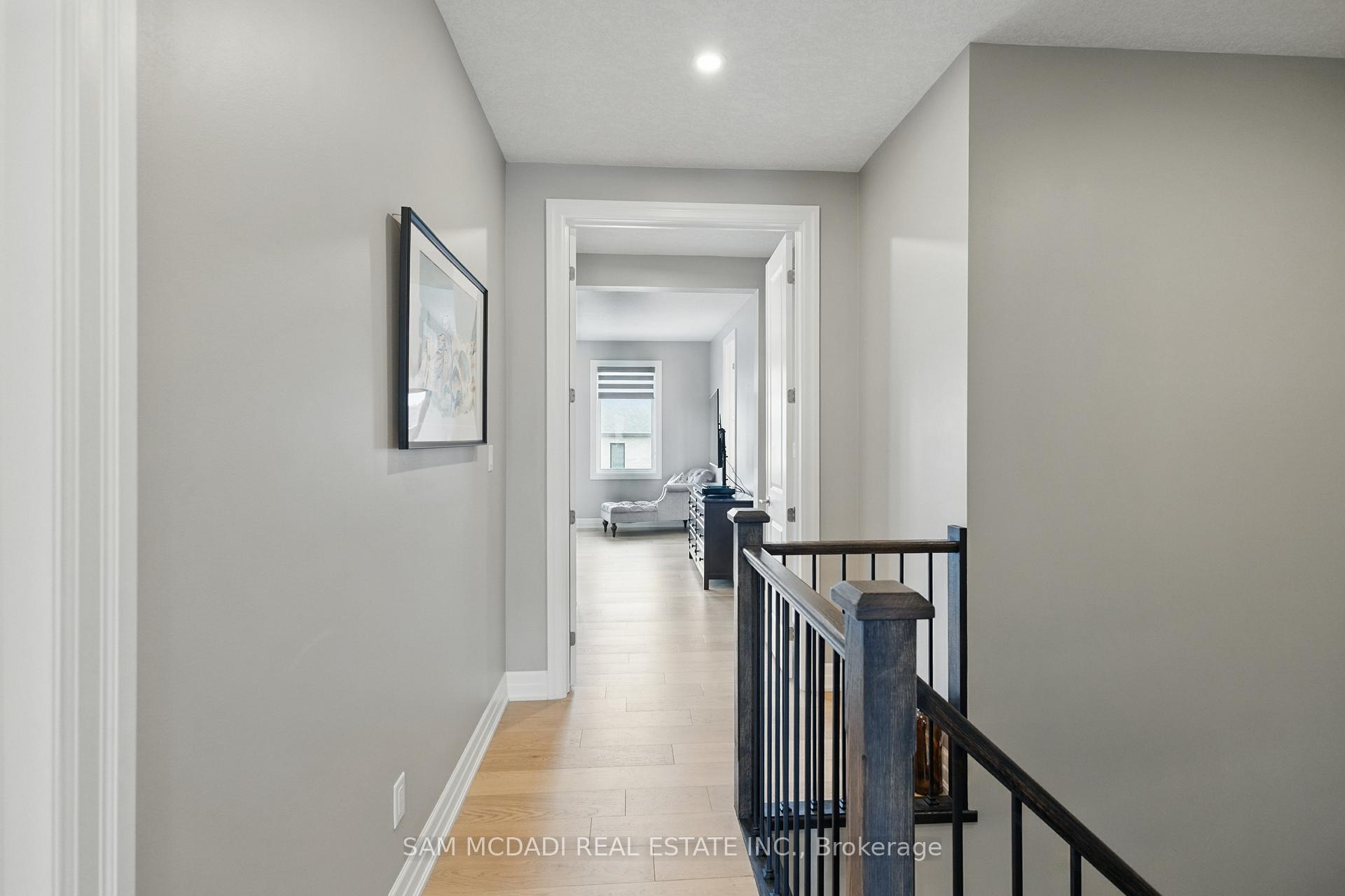 Photo 20 of 920 Pondcliffe Drive, Kitchener — HOMEH