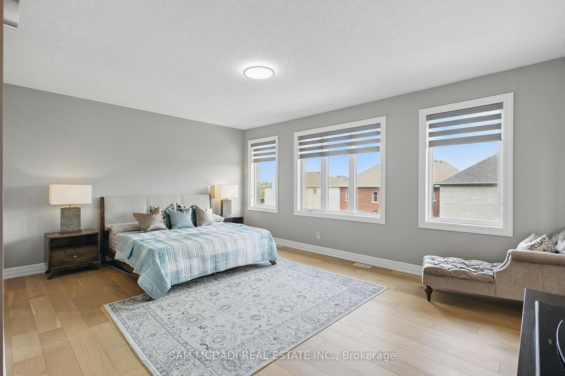 Photo 21 of 920 Pondcliffe Drive, Kitchener — HOMEH