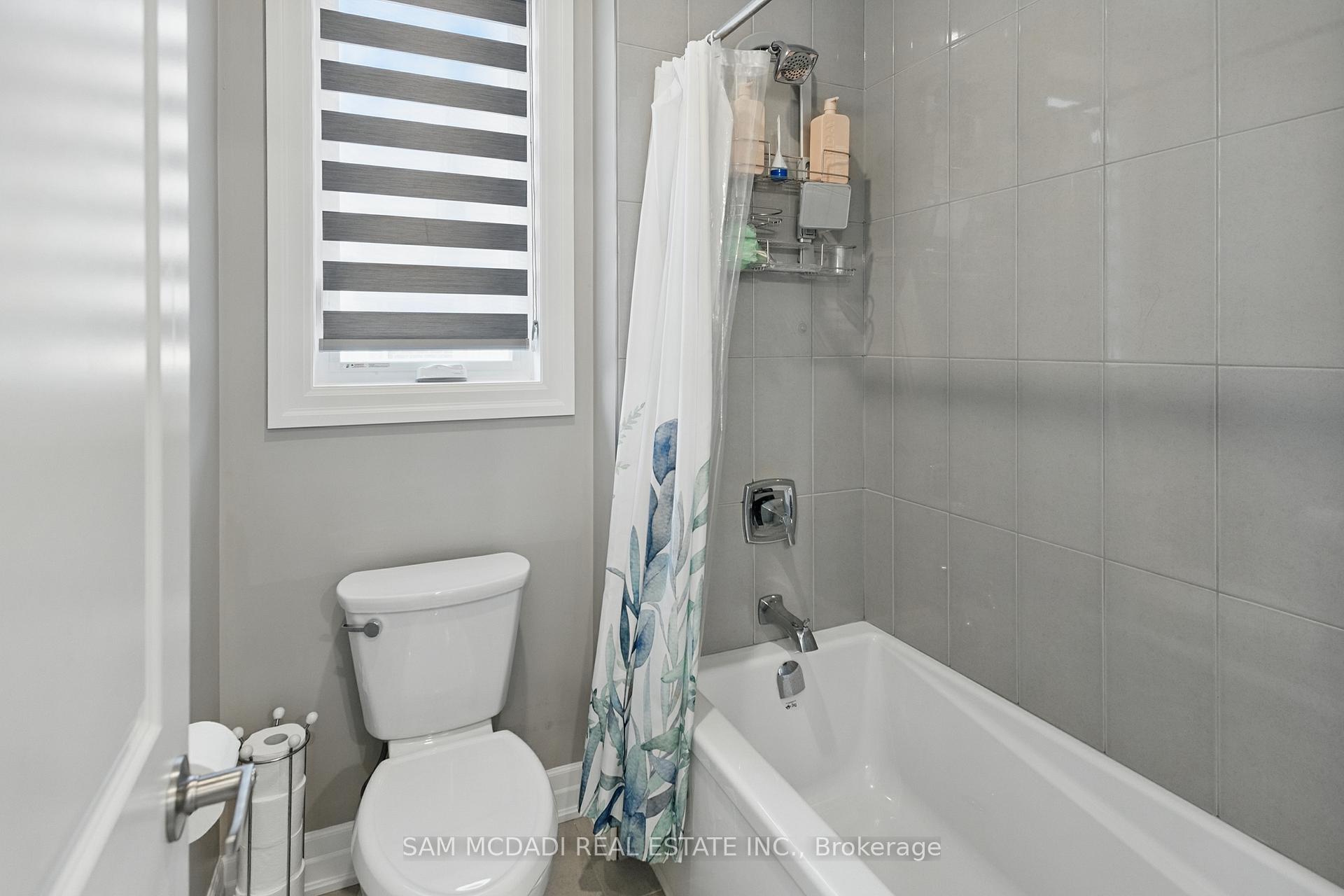 Photo 31 of 920 Pondcliffe Drive, Kitchener — HOMEH