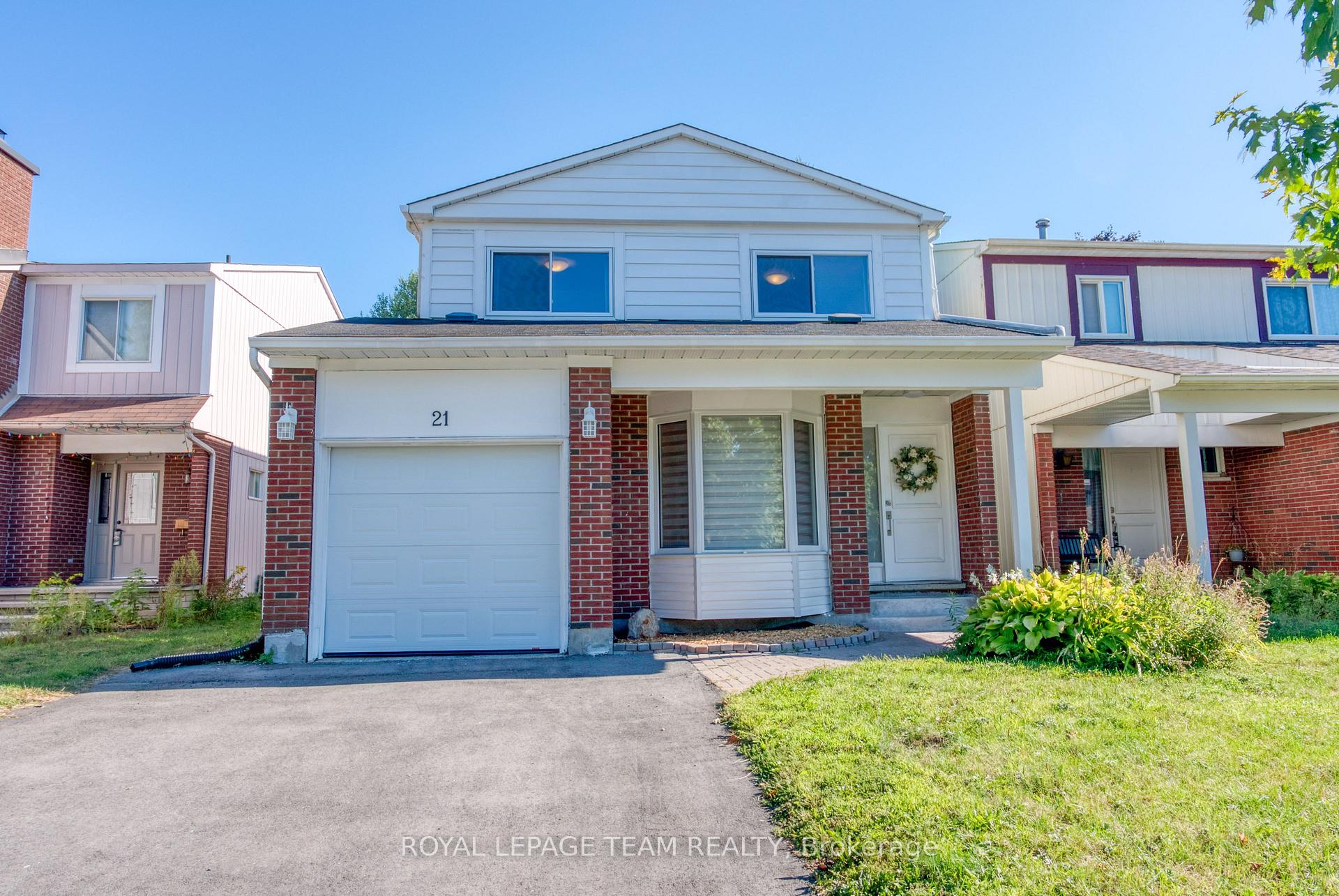Photo 2 of 21 Equestrian Drive, Ottawa, Kanata - Bridlewood — HOMEH