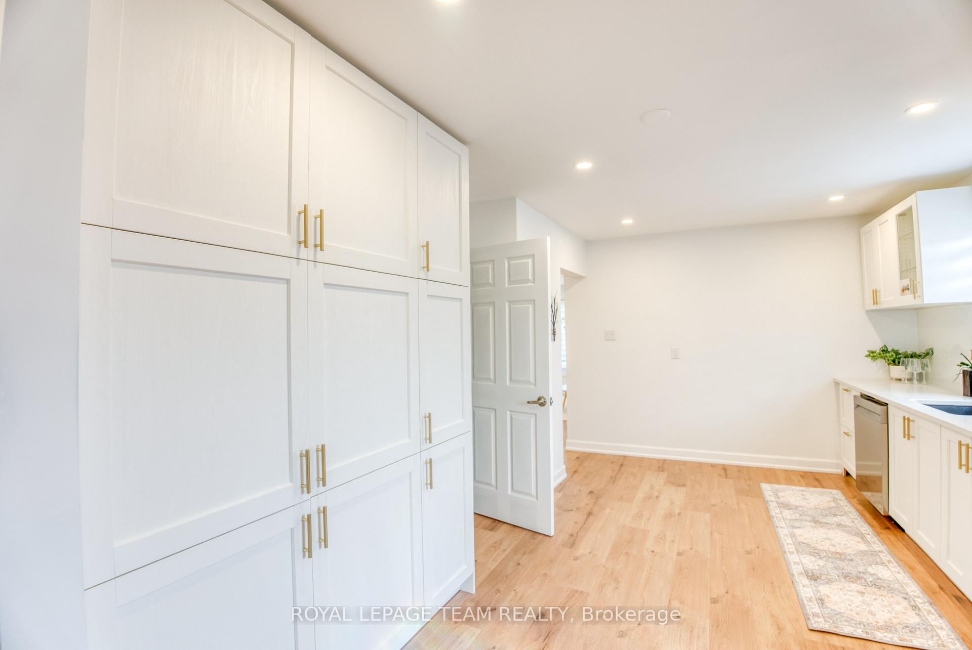 Photo 15 of 21 Equestrian Drive, Ottawa, Kanata - Bridlewood — HOMEH