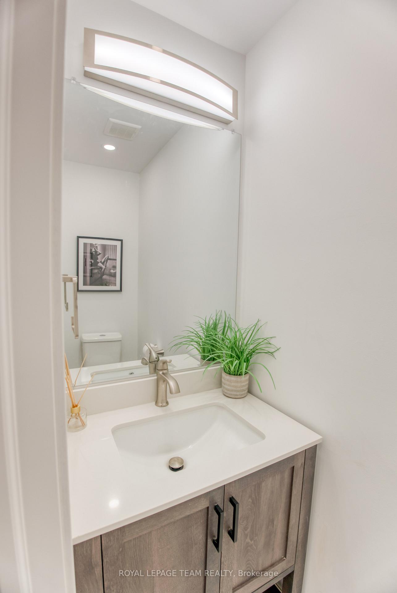 Photo 21 of 21 Equestrian Drive, Ottawa, Kanata - Bridlewood — HOMEH