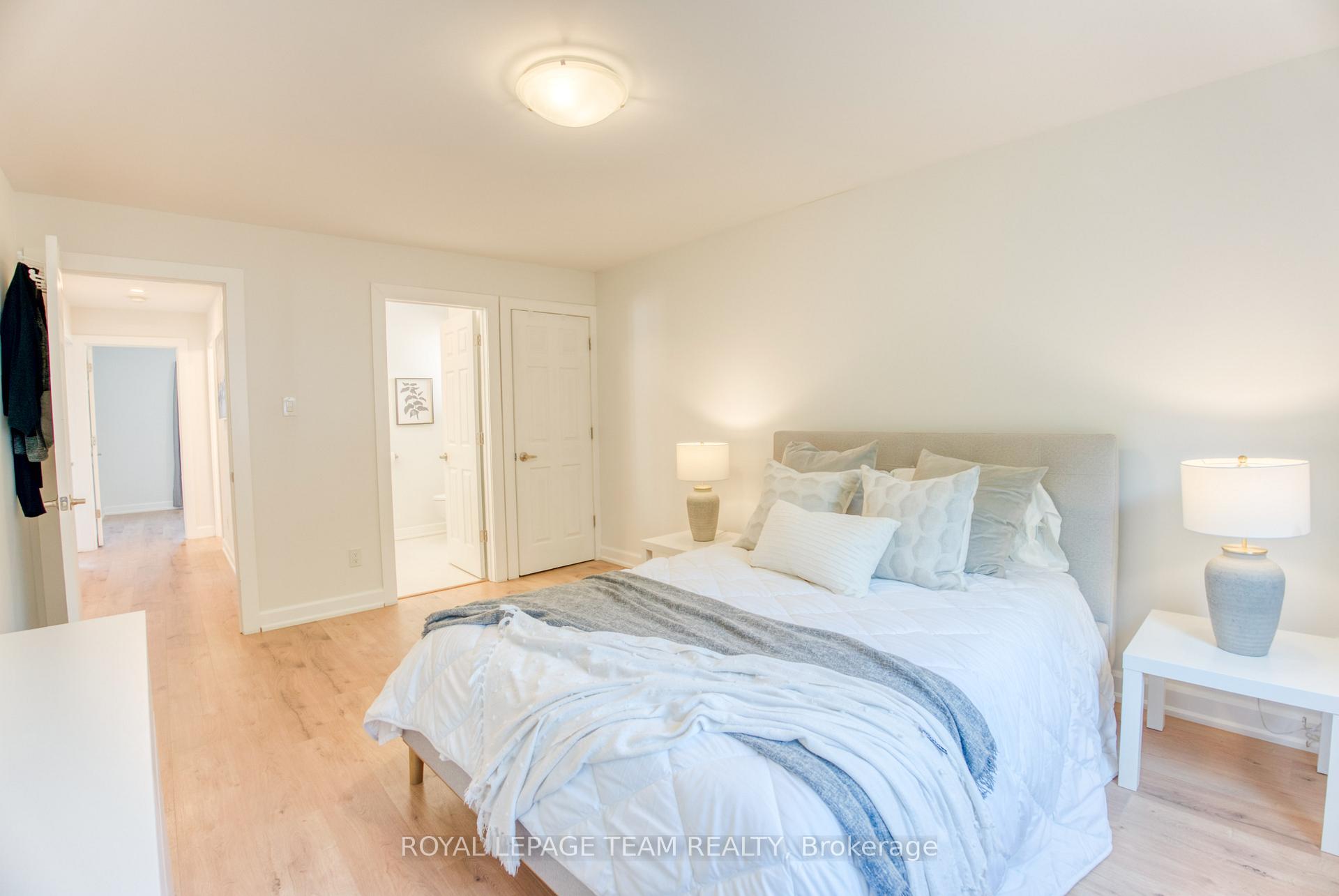 Photo 25 of 21 Equestrian Drive, Ottawa, Kanata - Bridlewood — HOMEH
