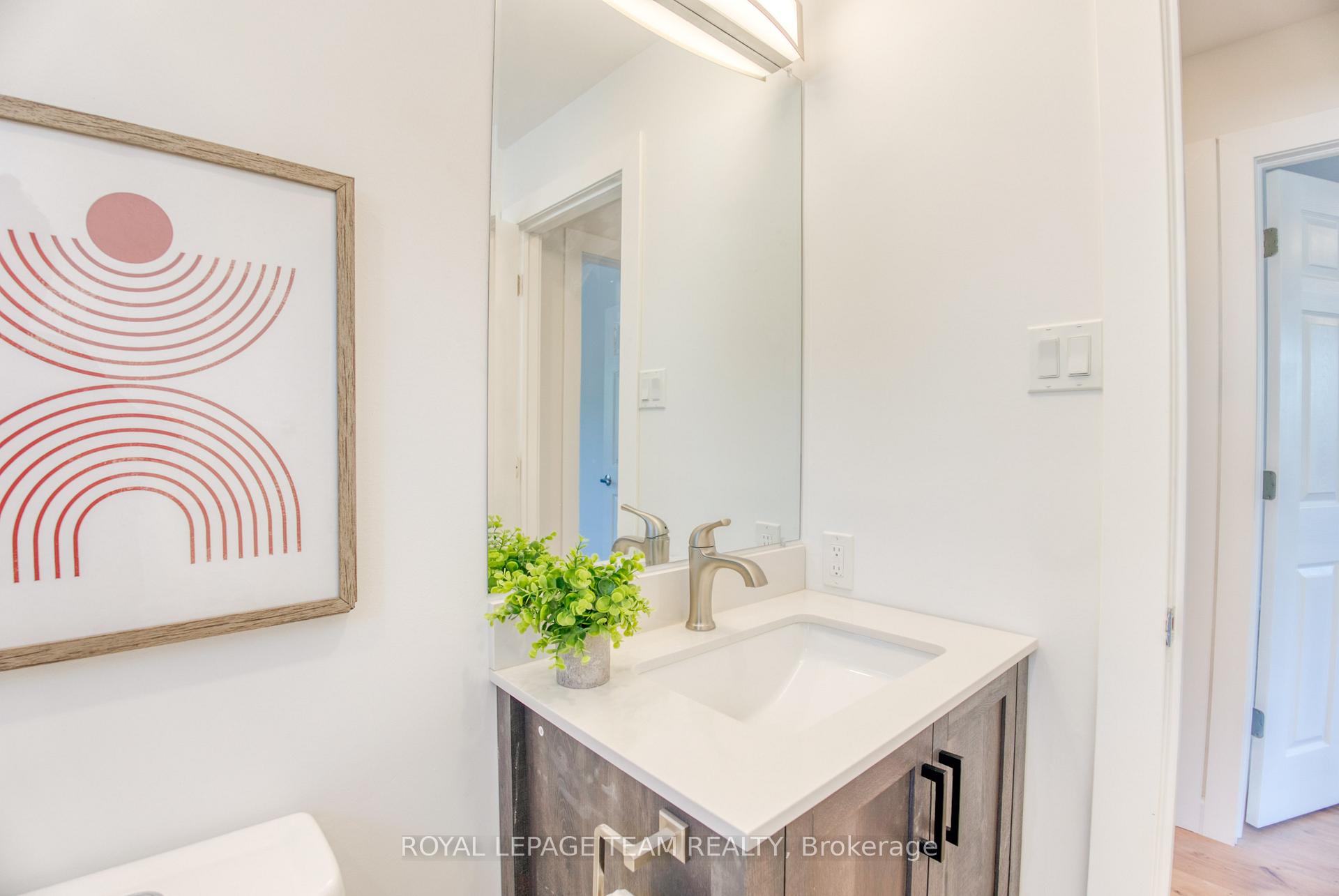 Photo 32 of 21 Equestrian Drive, Ottawa, Kanata - Bridlewood — HOMEH