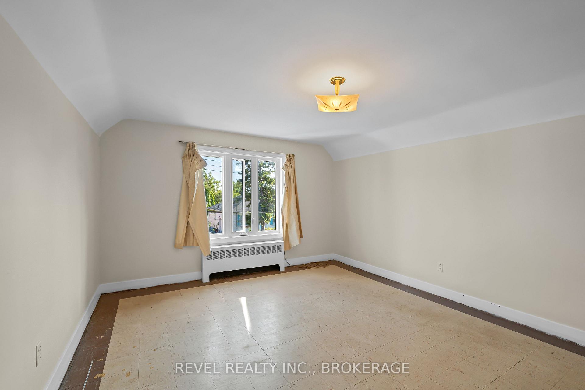 Photo 24 of 29 Dunlop Street, Kingston, Central City East — HOMEH