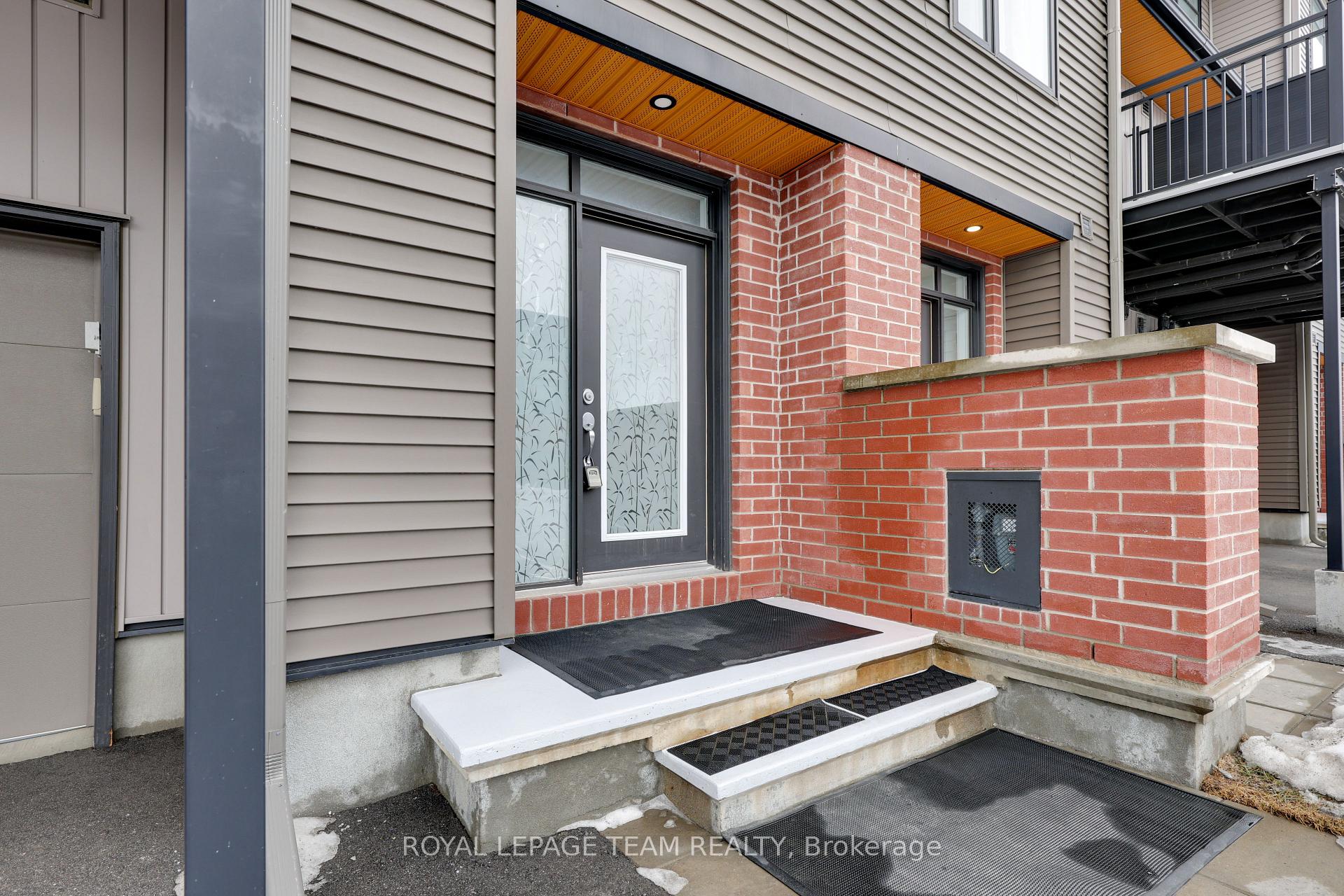 Photo 3 of 180 Visor Private, Ottawa, Kanata - Emerald Meadows/Trailwest — HOMEH
