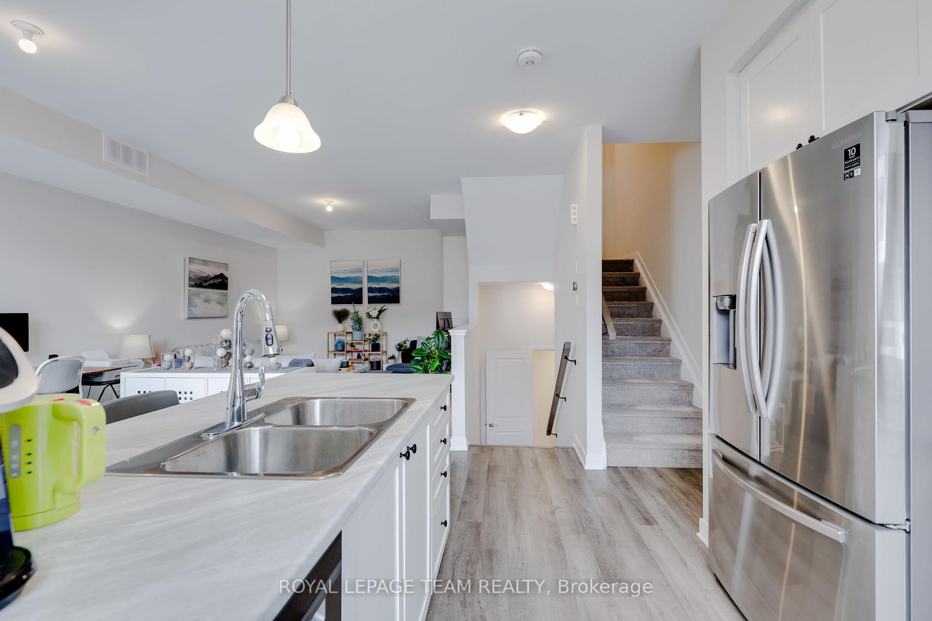 Photo 13 of 180 Visor Private, Ottawa, Kanata - Emerald Meadows/Trailwest — HOMEH