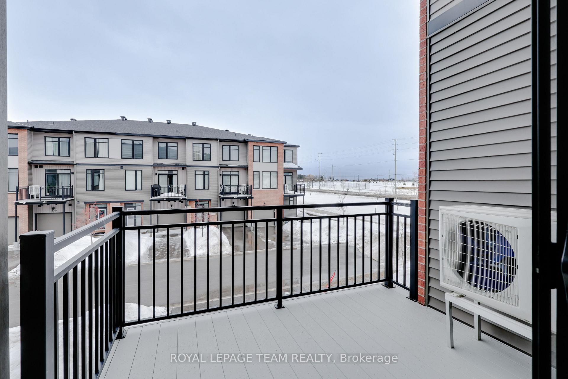 Photo 30 of 180 Visor Private, Ottawa, Kanata - Emerald Meadows/Trailwest — HOMEH