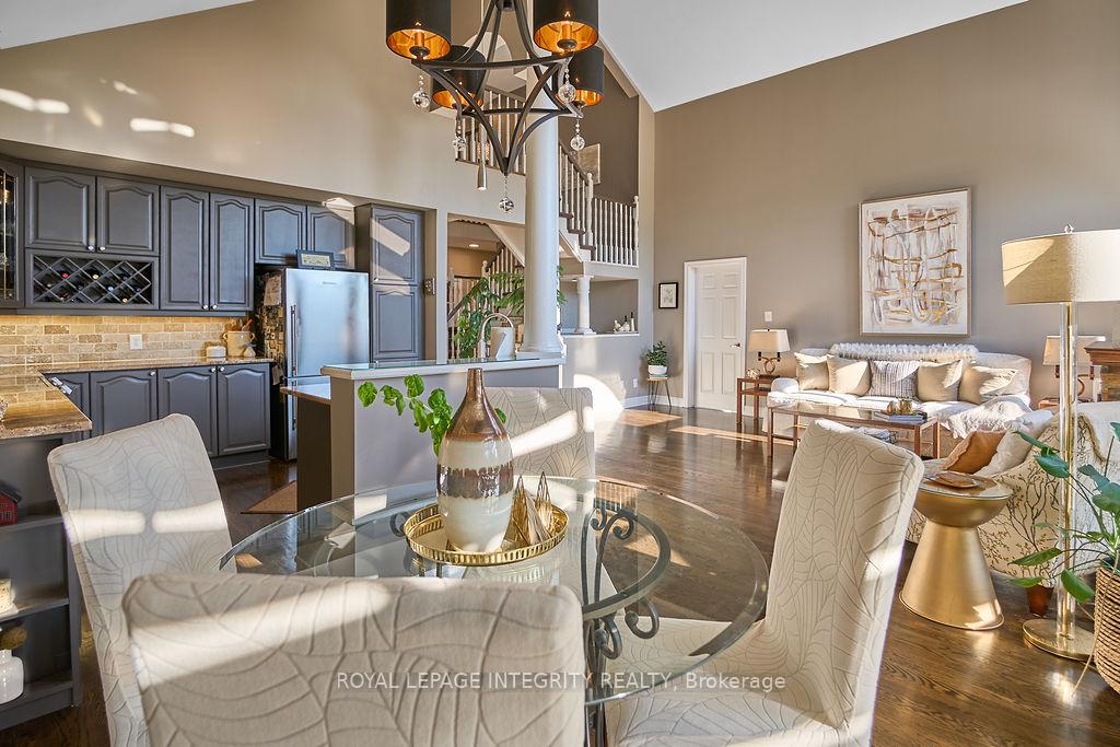 Photo 15 of 21 Insmill Crescent, Ottawa, Kanata - Kanata Lakes/Heritage Hills — HOMEH
