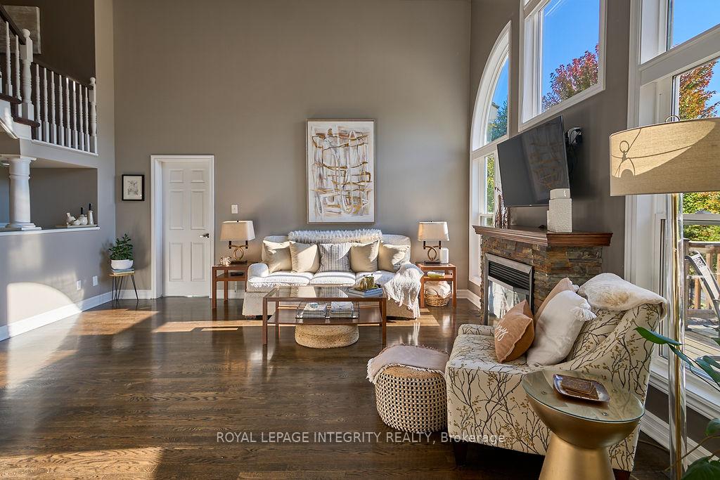 Photo 18 of 21 Insmill Crescent, Ottawa, Kanata - Kanata Lakes/Heritage Hills — HOMEH