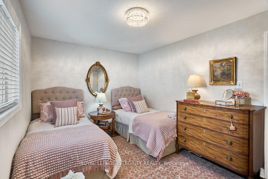 Photo 32 of 21 Insmill Crescent, Ottawa, Kanata - Kanata Lakes/Heritage Hills — HOMEH